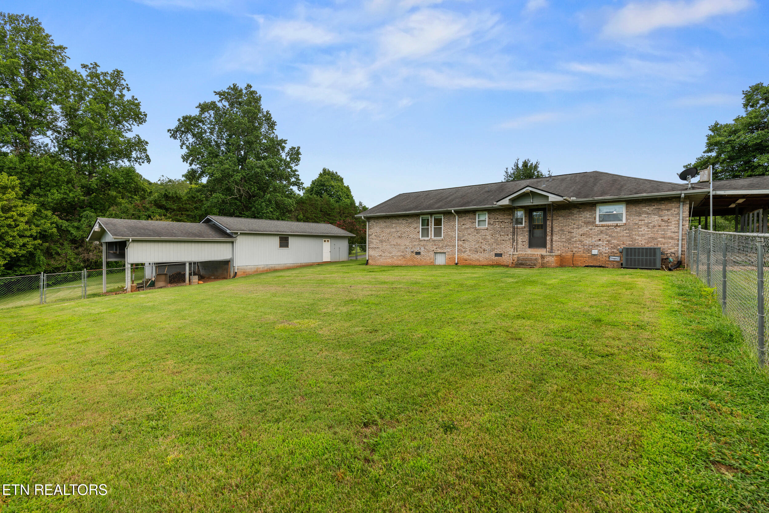 7197 Old Tuckaleechee Road Townsend TN 37882