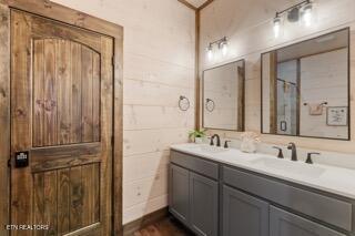 2028 Myrtle Way Pigeon Forge TN 37863