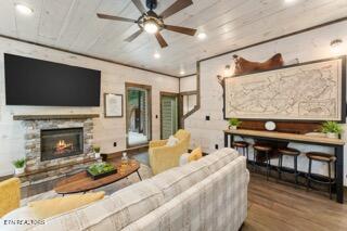 2028 Myrtle Way Pigeon Forge TN 37863