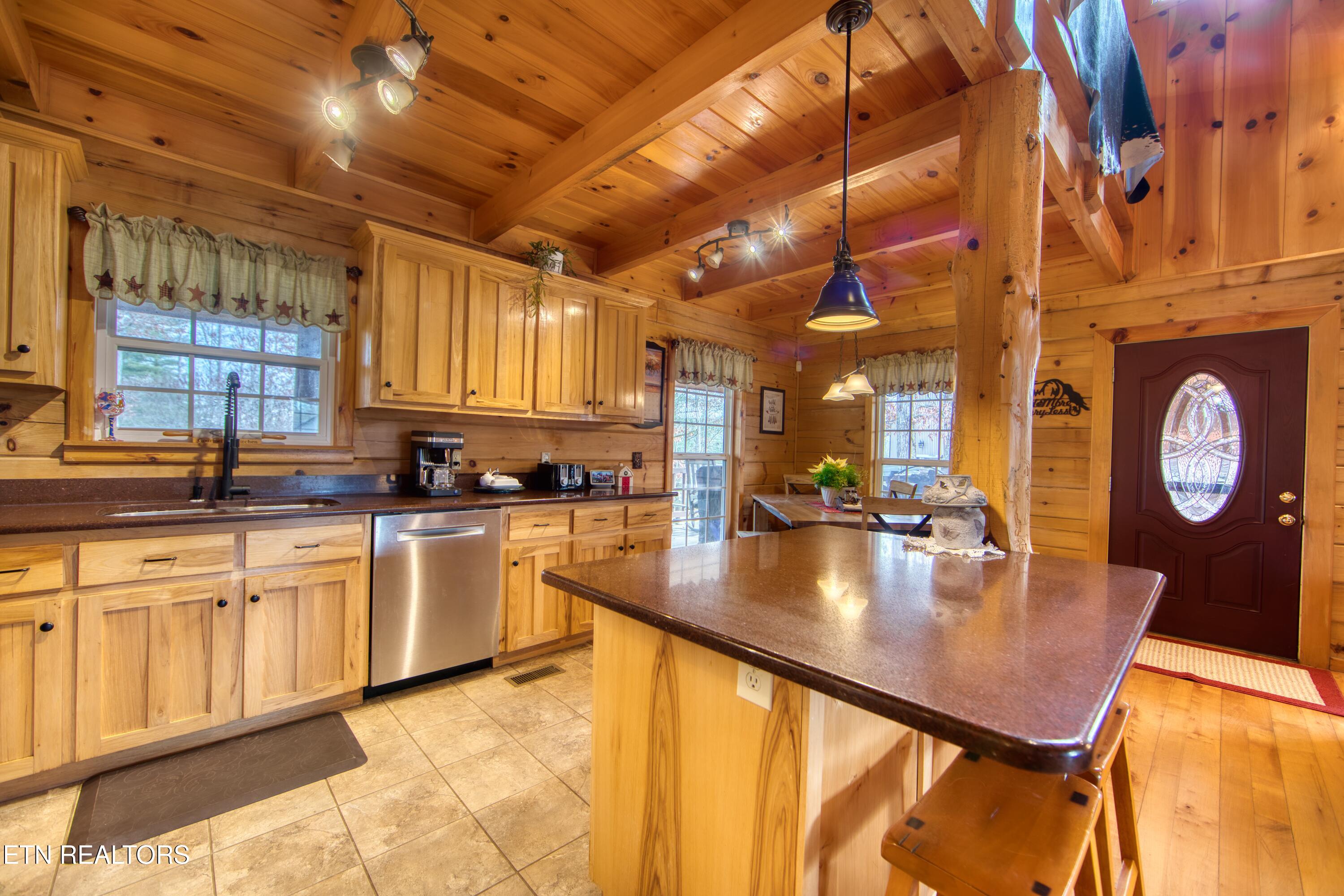 250 Briar Point Road Allardt TN 38504