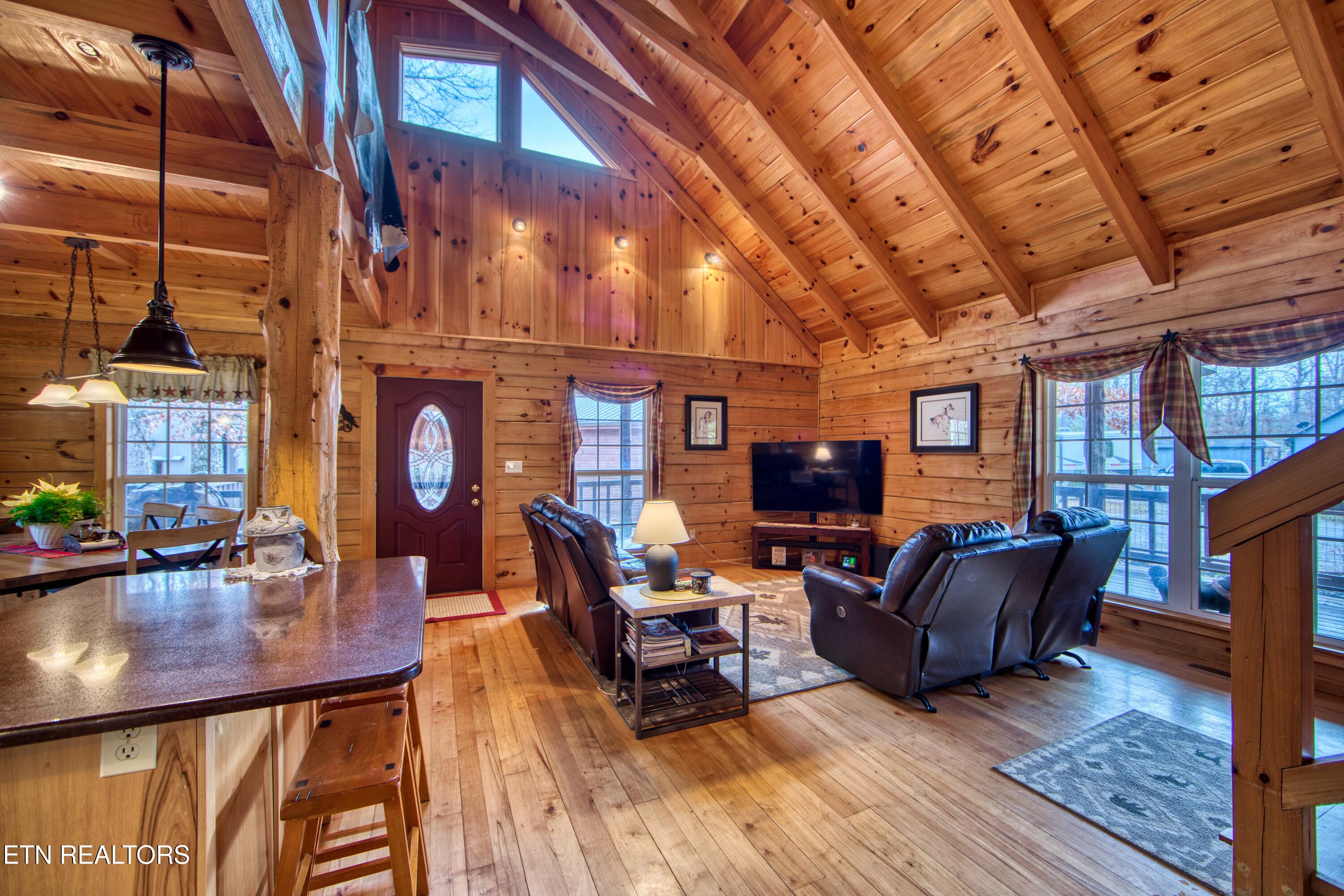 250 Briar Point Road Allardt TN 38504