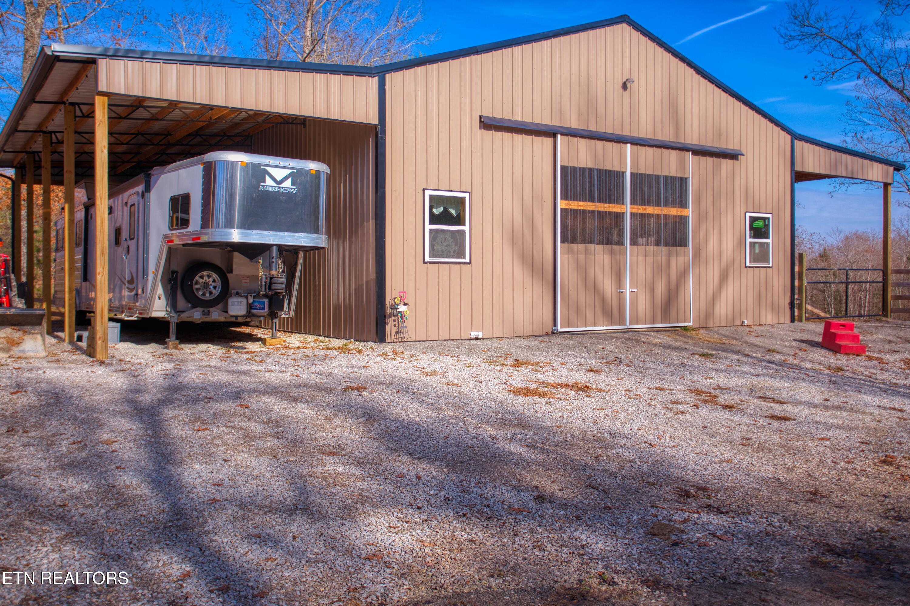 250 Briar Point Road Allardt TN 38504