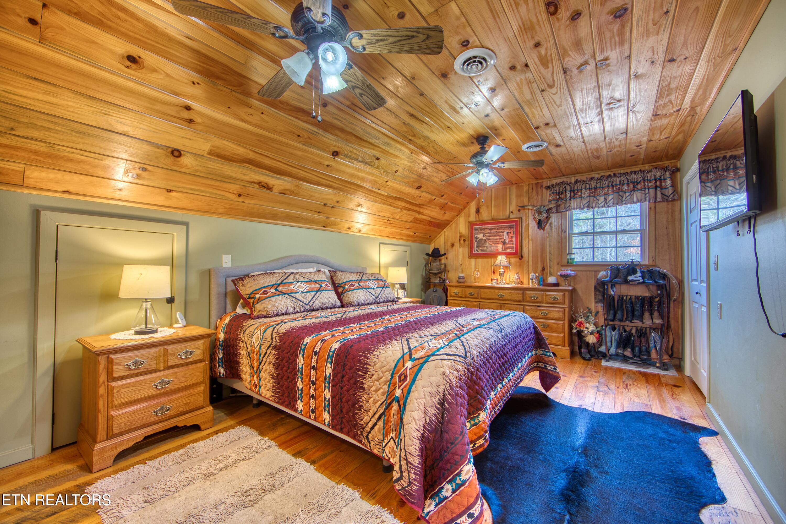 250 Briar Point Road Allardt TN 38504