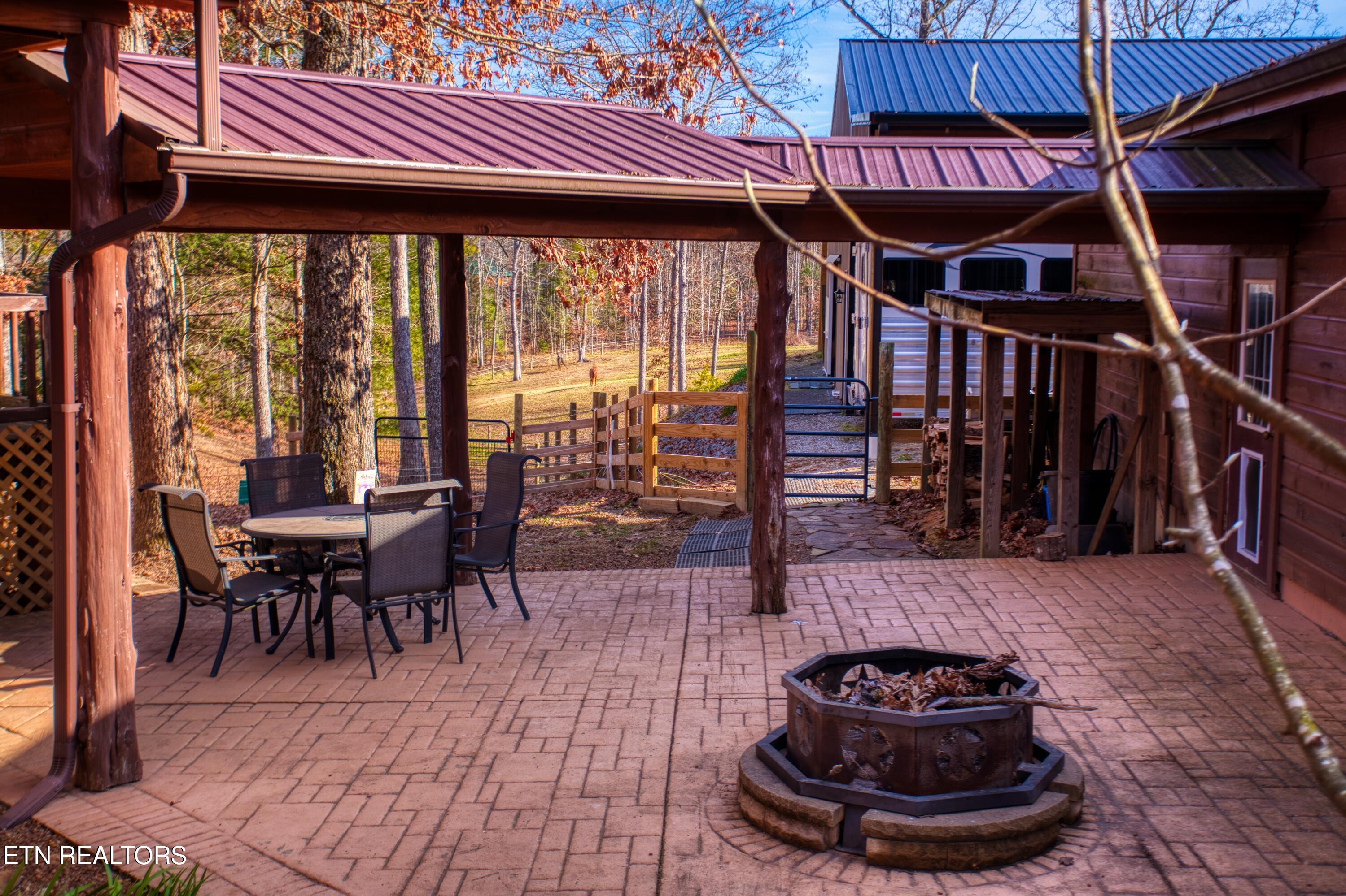 250 Briar Point Road Allardt TN 38504