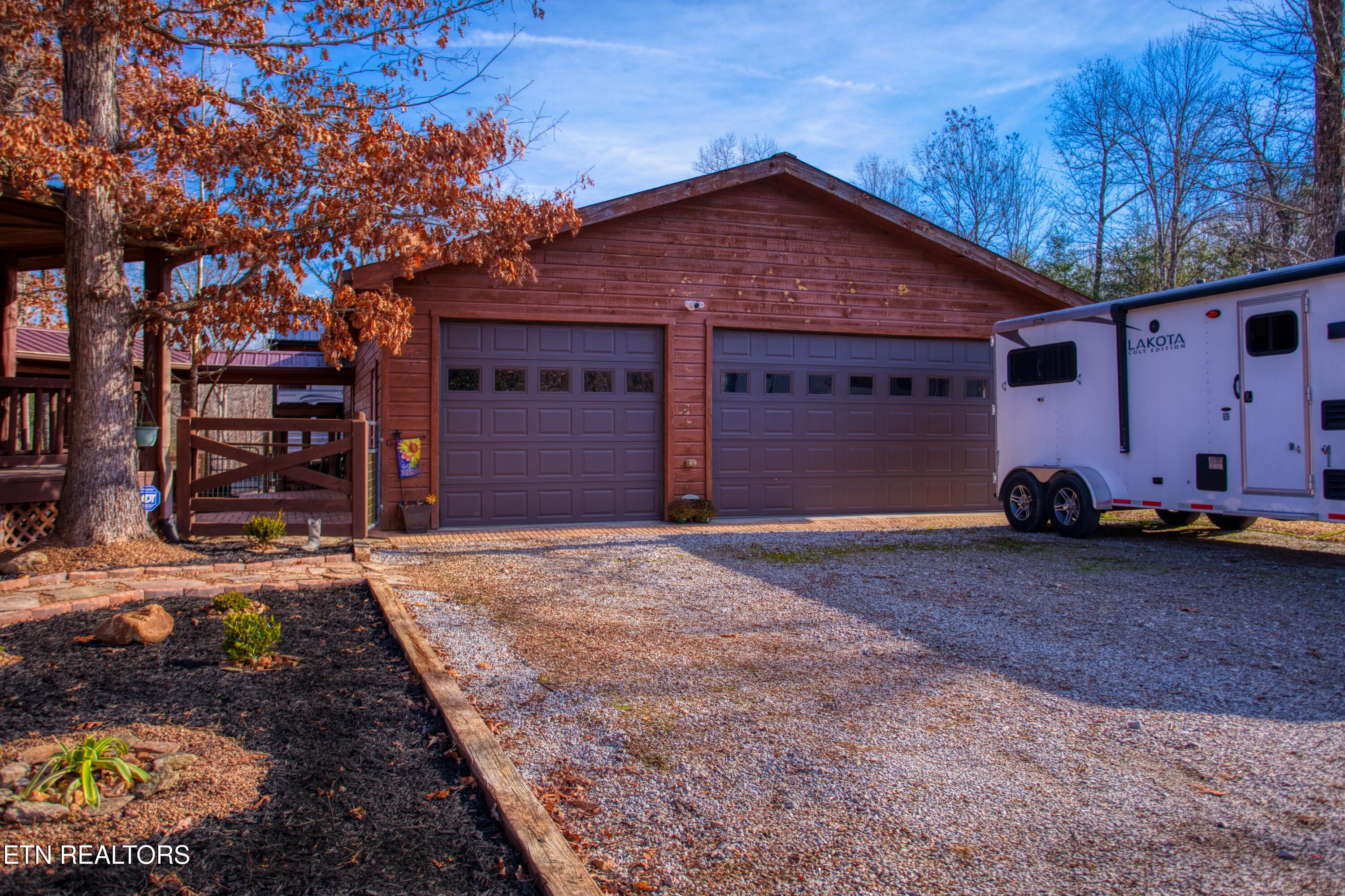 250 Briar Point Road Allardt TN 38504