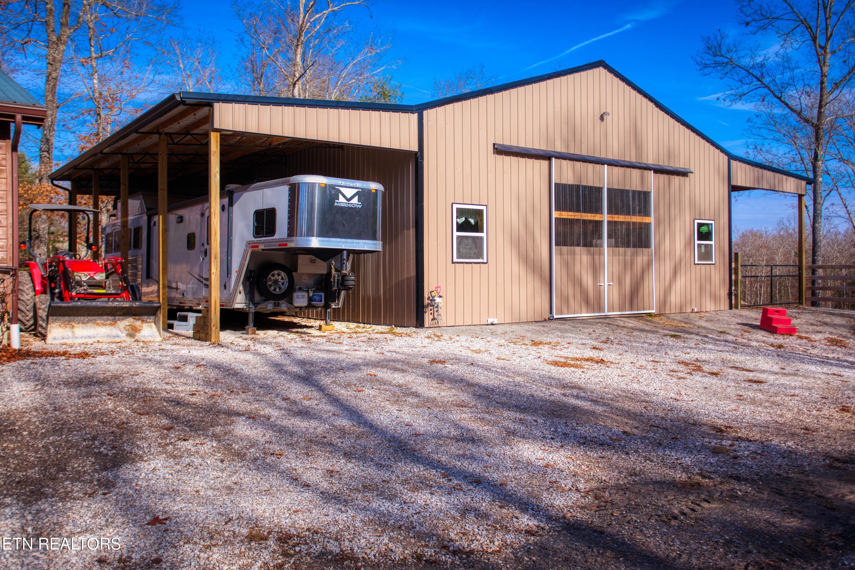 250 Briar Point Road Allardt TN 38504