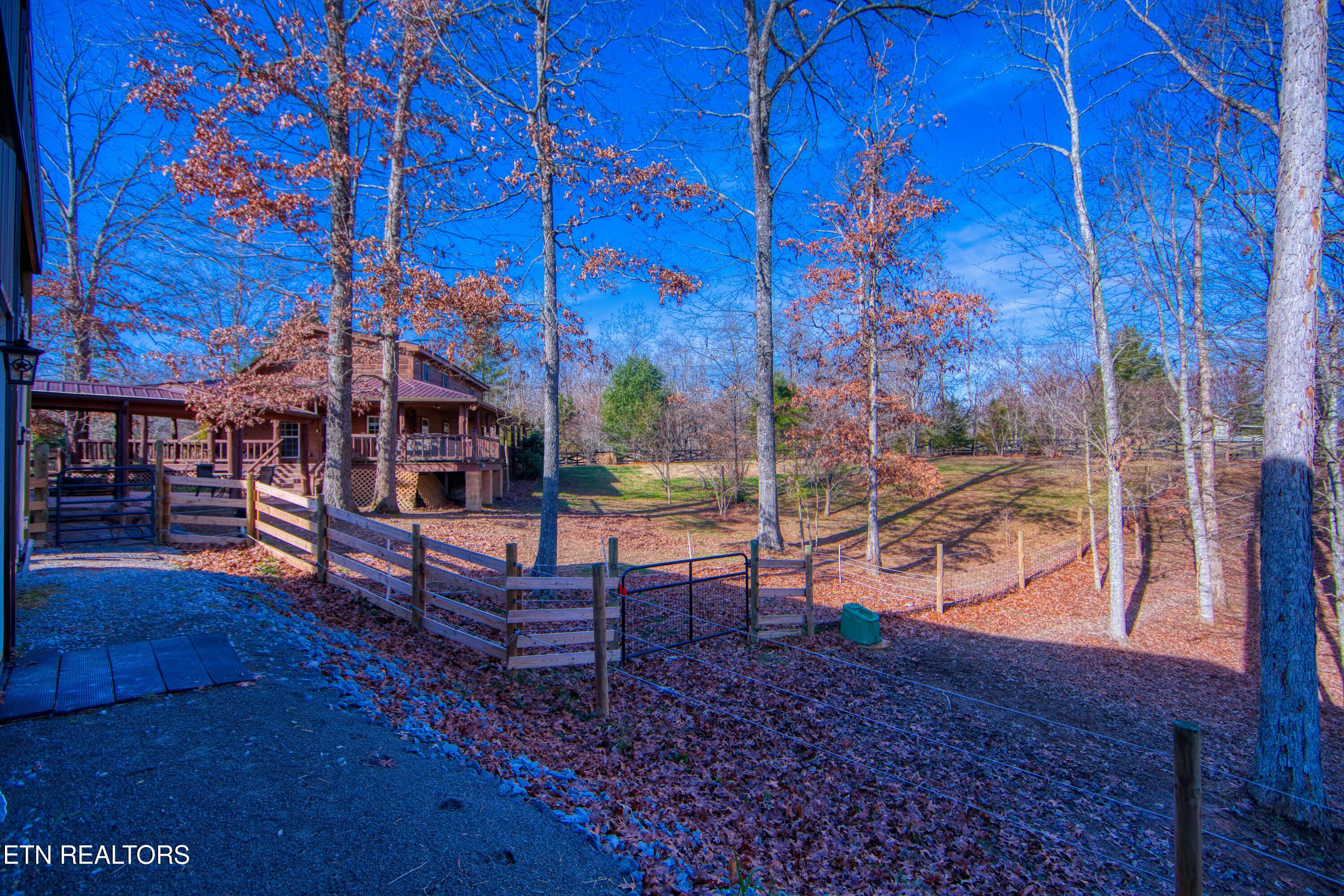250 Briar Point Road Allardt TN 38504