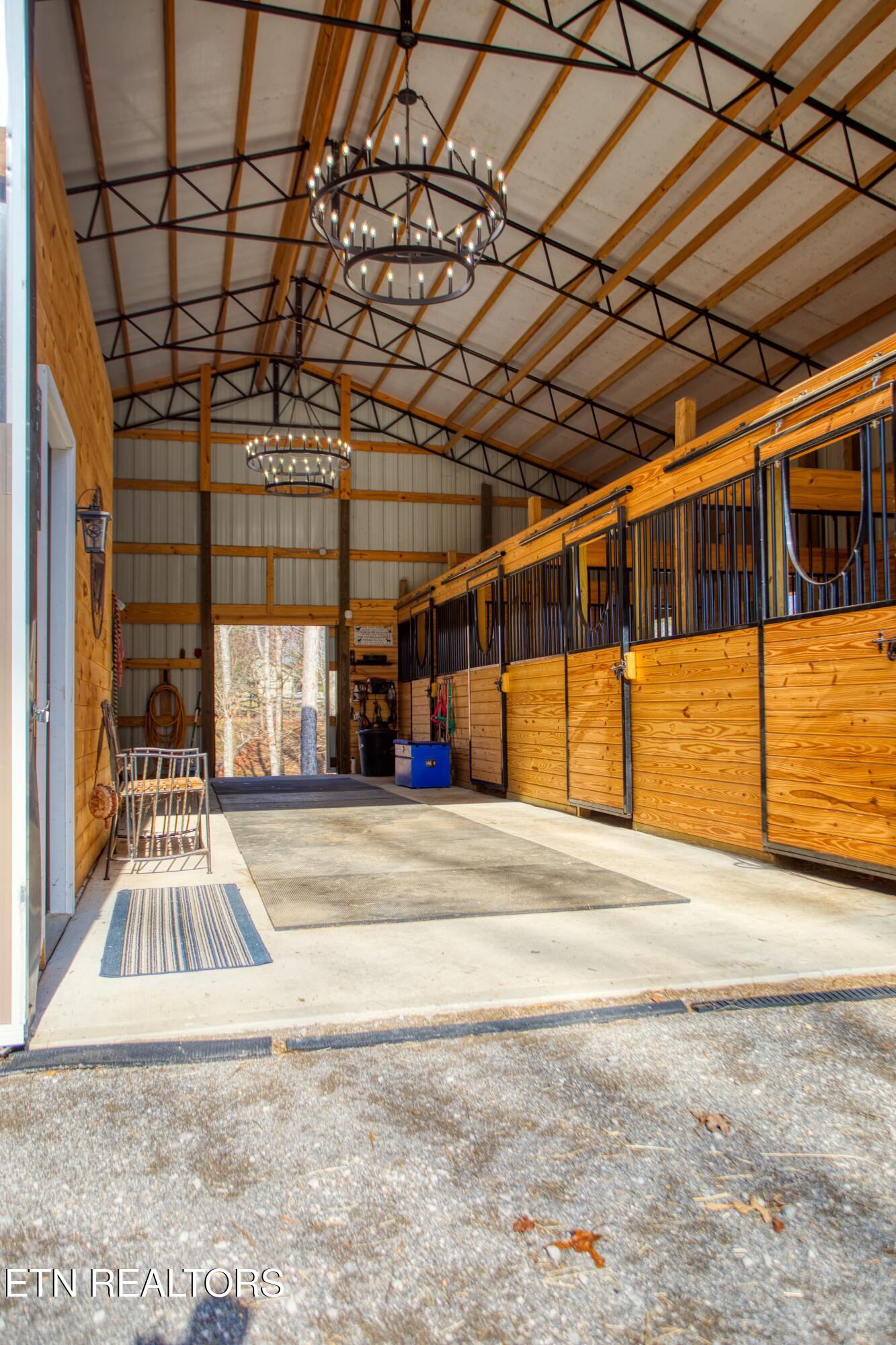 250 Briar Point Road Allardt TN 38504