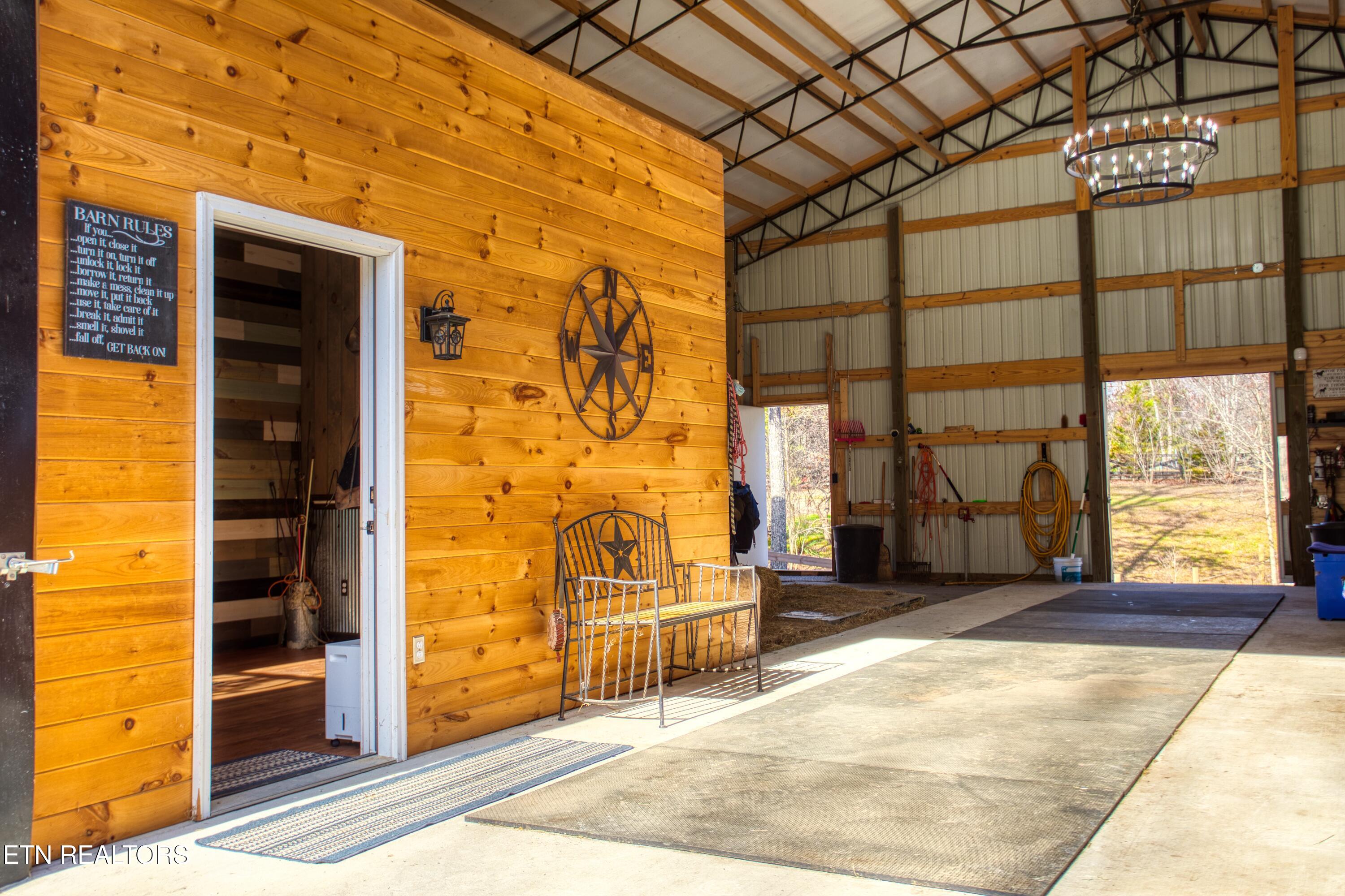250 Briar Point Road Allardt TN 38504