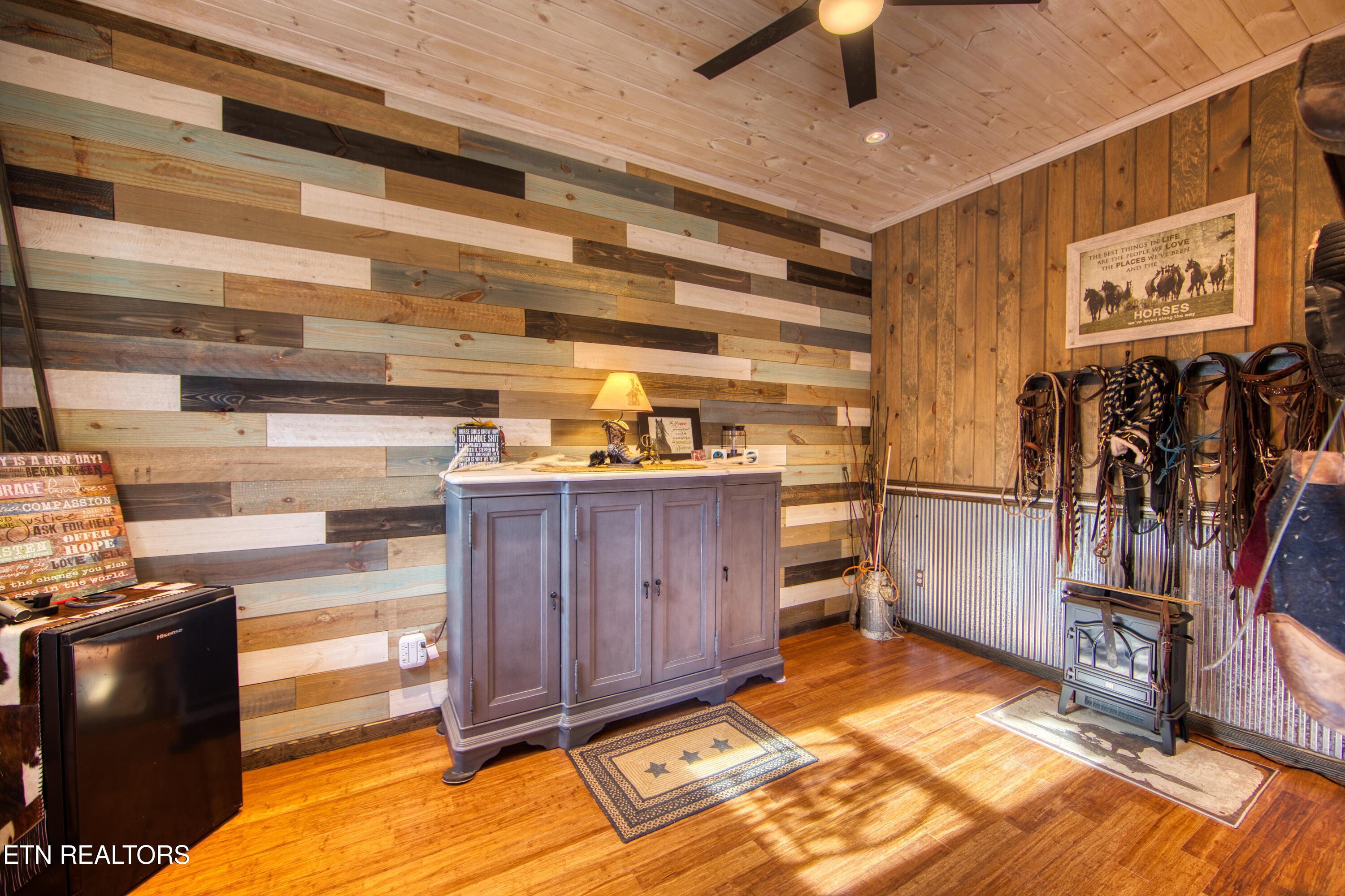 250 Briar Point Road Allardt TN 38504