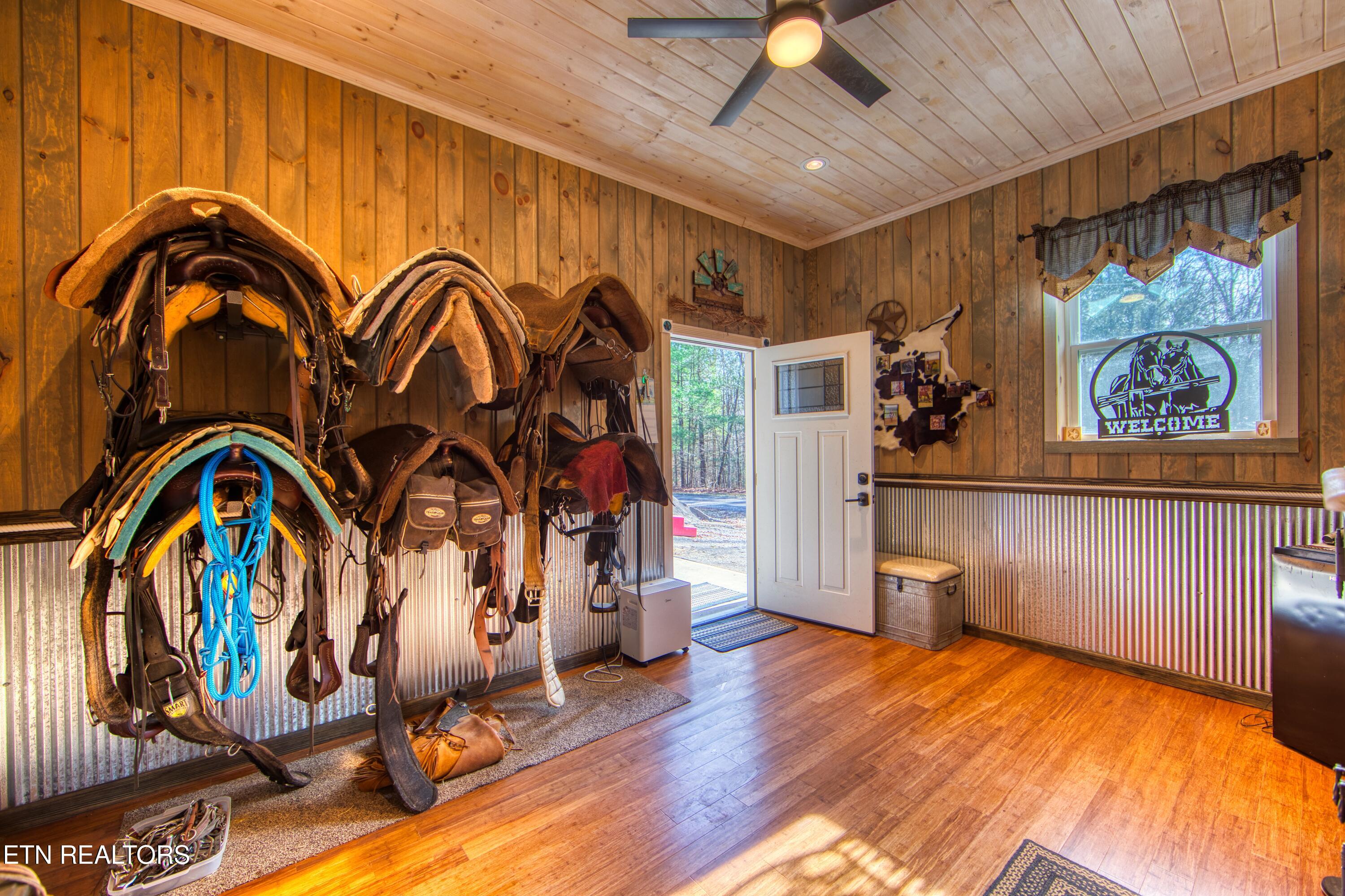 250 Briar Point Road Allardt TN 38504