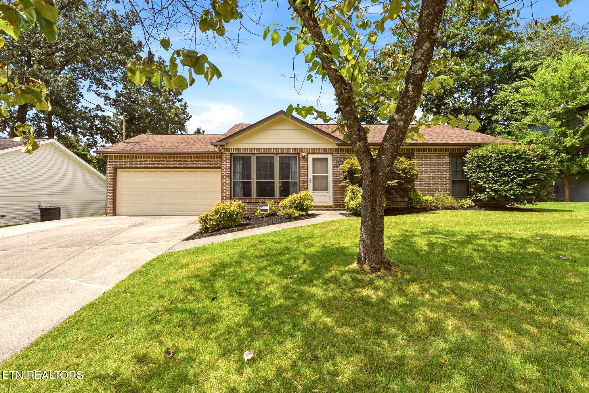 1409 Waynesboro Lane Knoxville TN 37923
