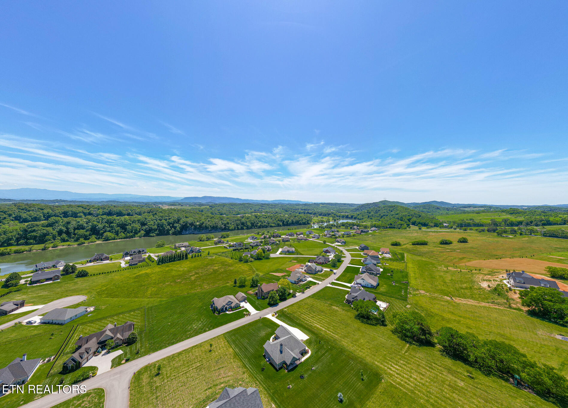 9607 Gunnies Drive Kodak TN 37764