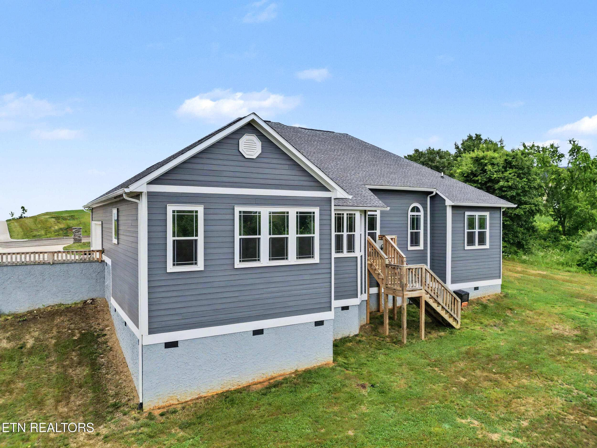 218 Eagle View Drive Dandridge TN 37725