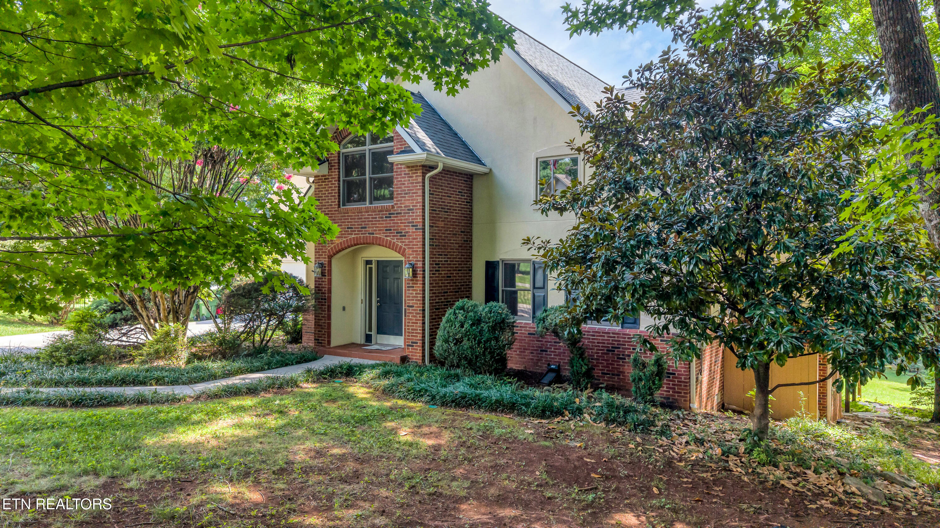1302 Dunbarton Drive Maryville TN 37803