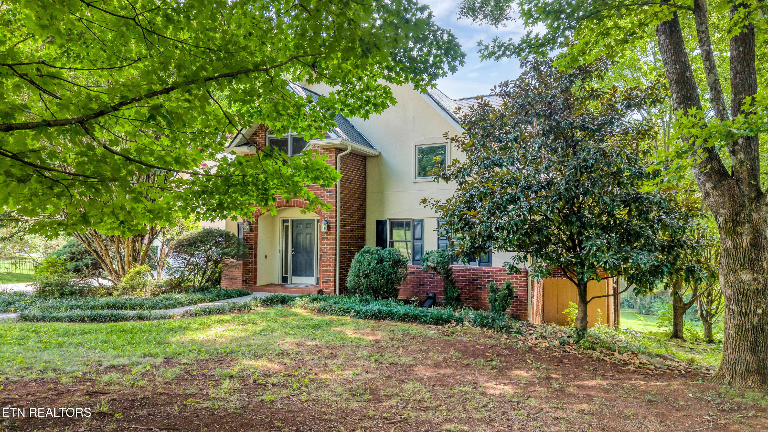 1302 Dunbarton Drive Maryville TN 37803