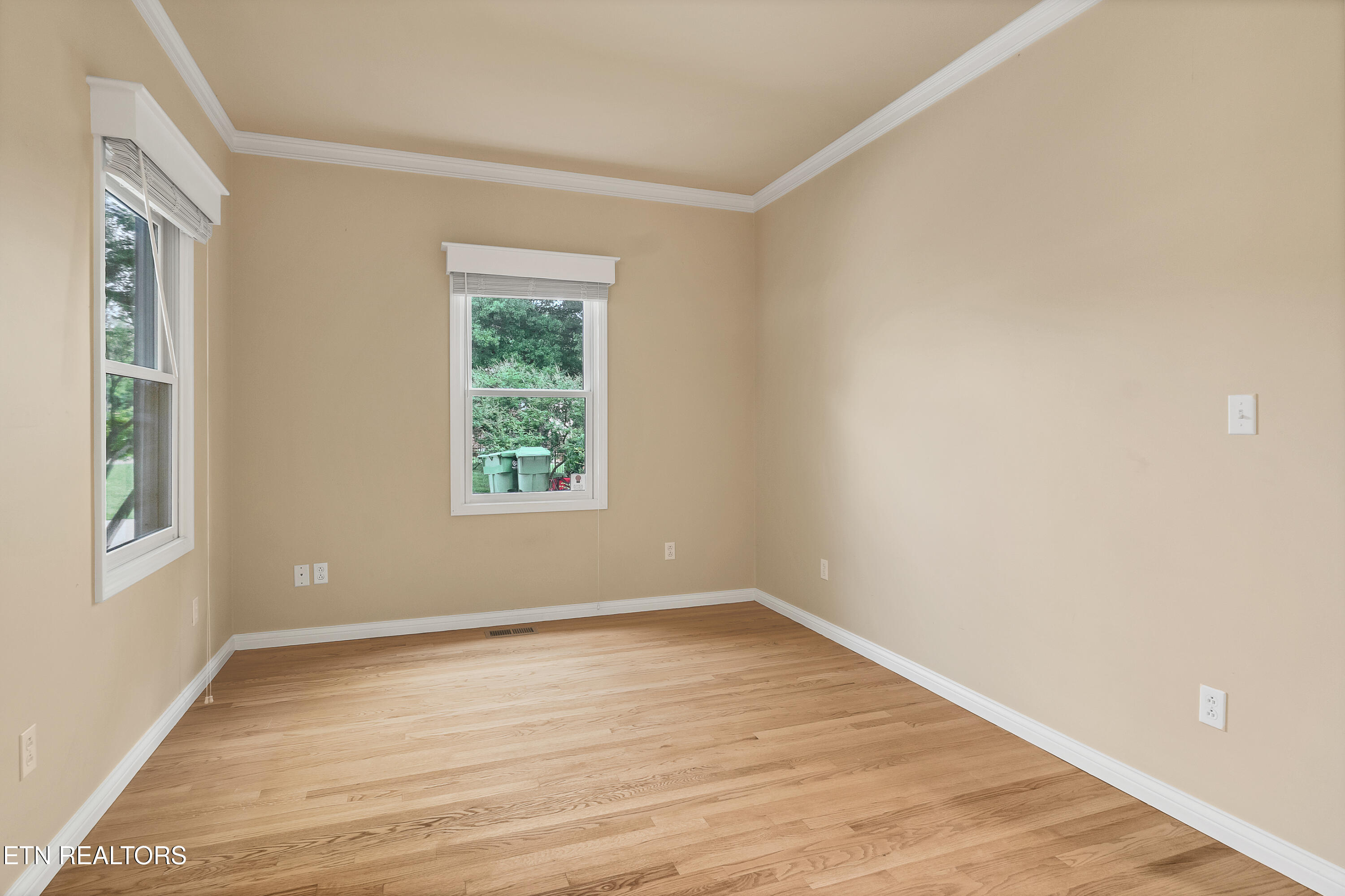 1302 Dunbarton Drive Maryville TN 37803