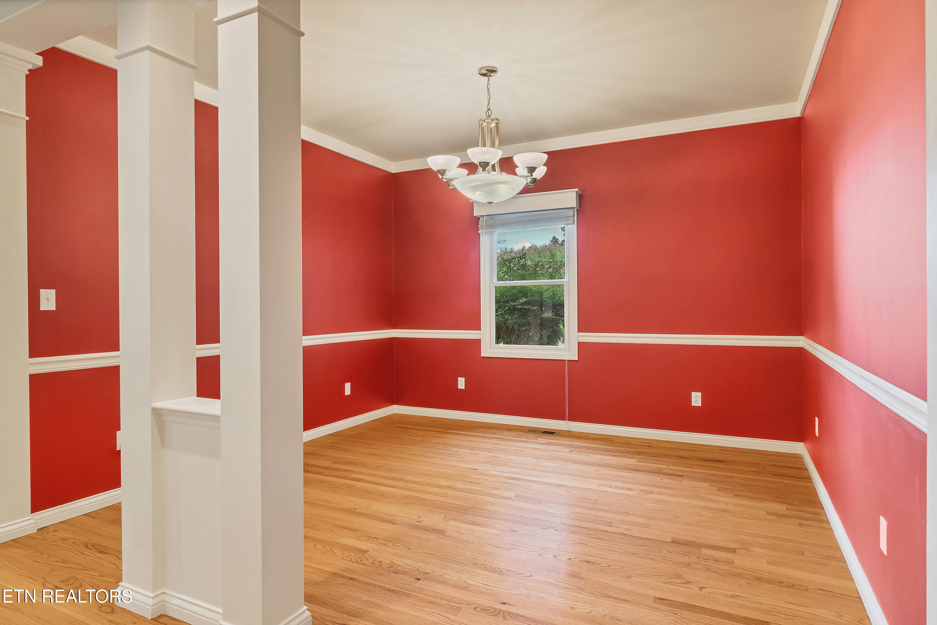 1302 Dunbarton Drive Maryville TN 37803