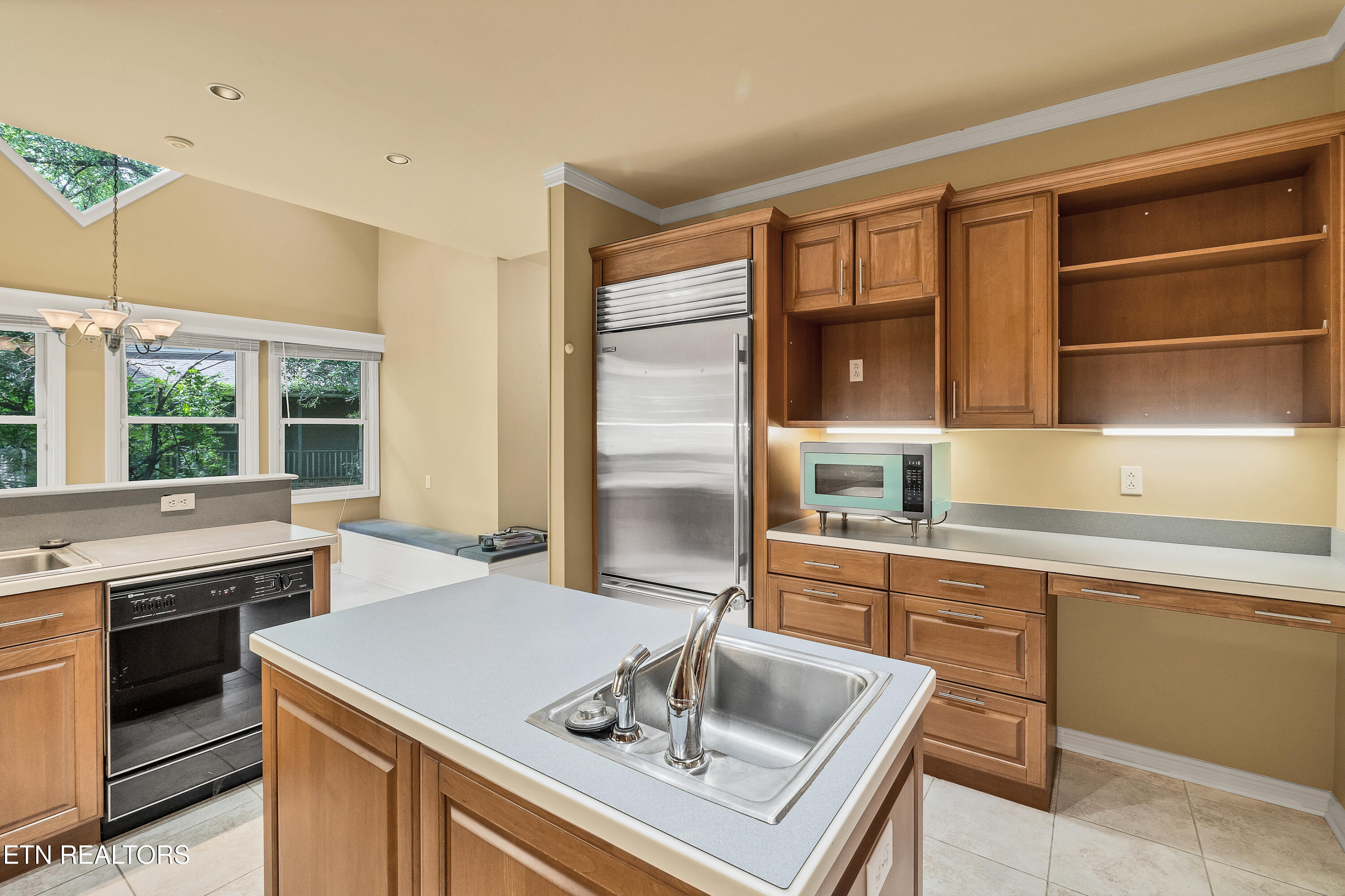 1302 Dunbarton Drive Maryville TN 37803