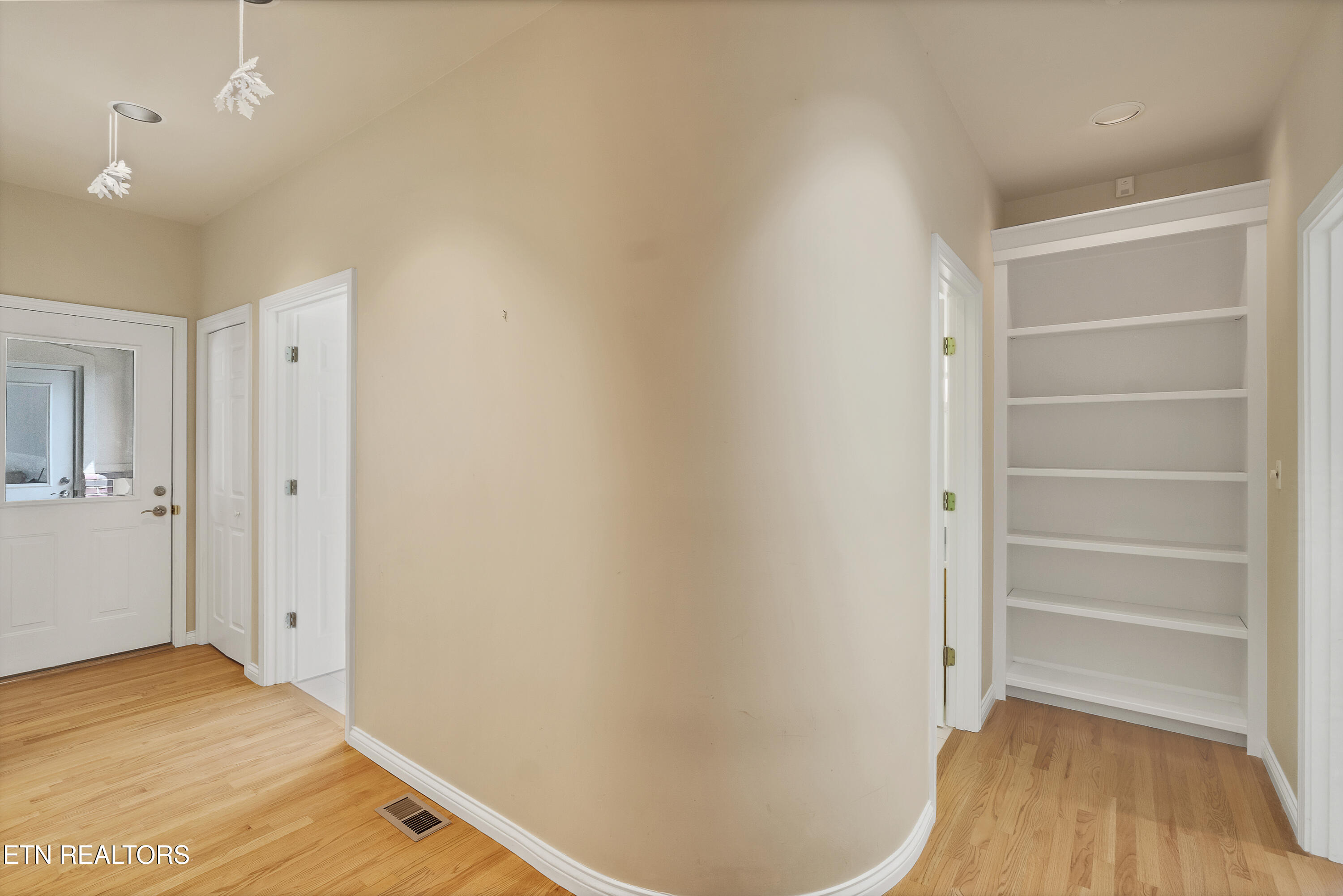 1302 Dunbarton Drive Maryville TN 37803