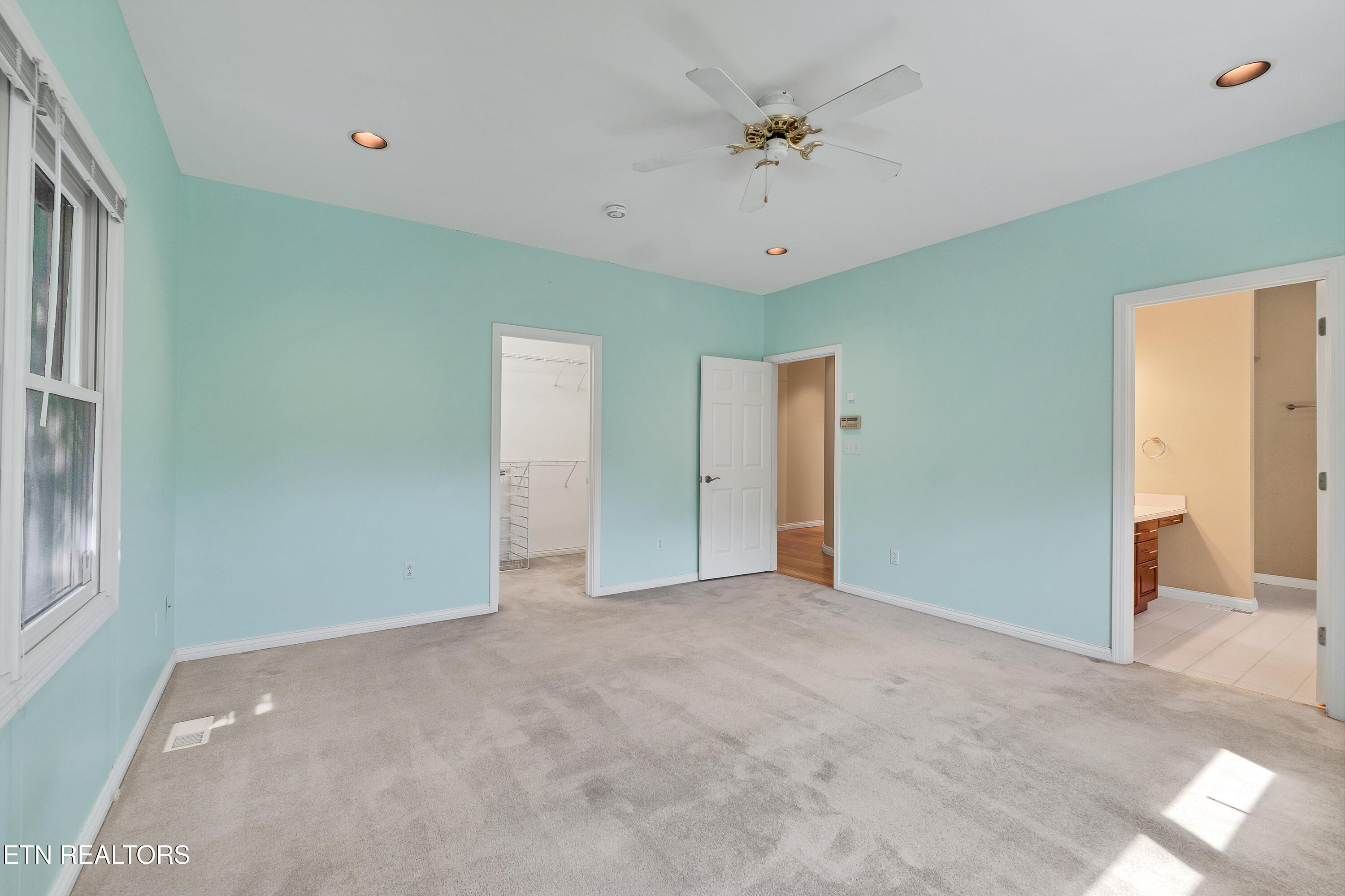 1302 Dunbarton Drive Maryville TN 37803