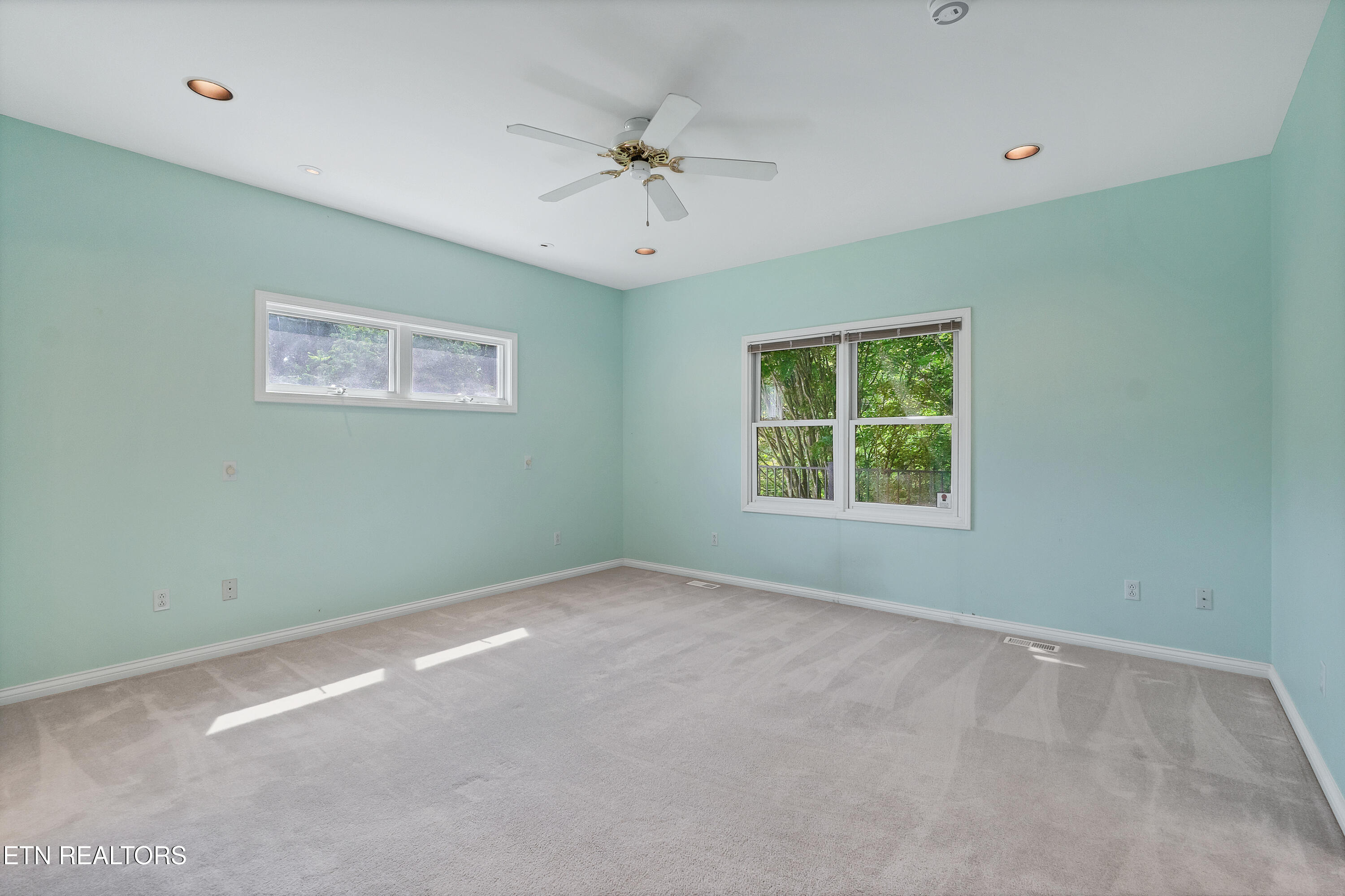 1302 Dunbarton Drive Maryville TN 37803