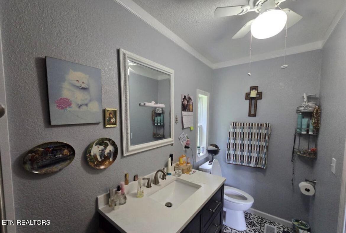 125 Bunker Hill Road Jamestown TN 38556