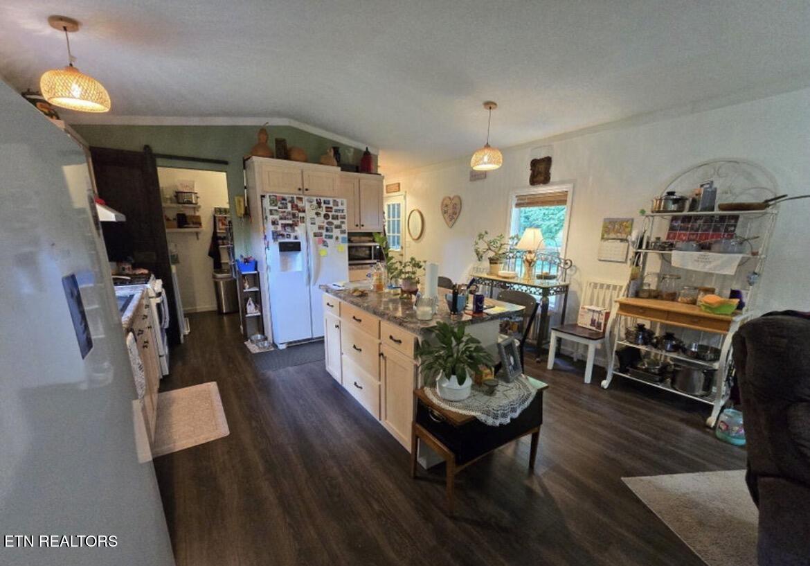 125 Bunker Hill Road Jamestown TN 38556