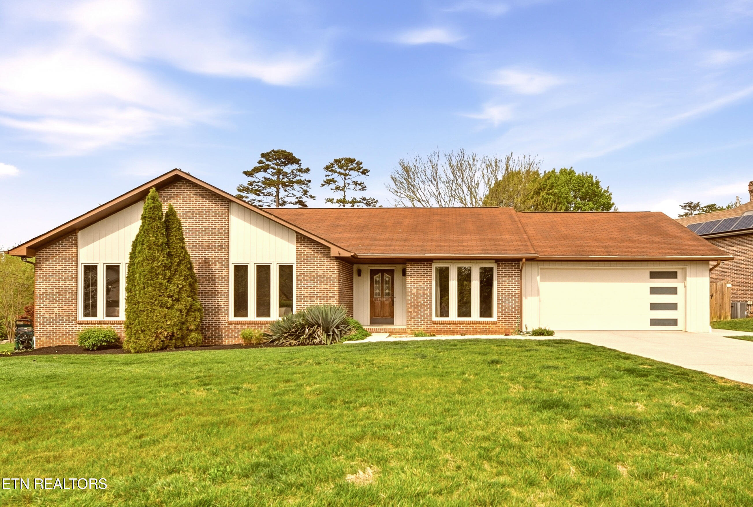 3205 Roanoke Circle Knoxville TN 37920