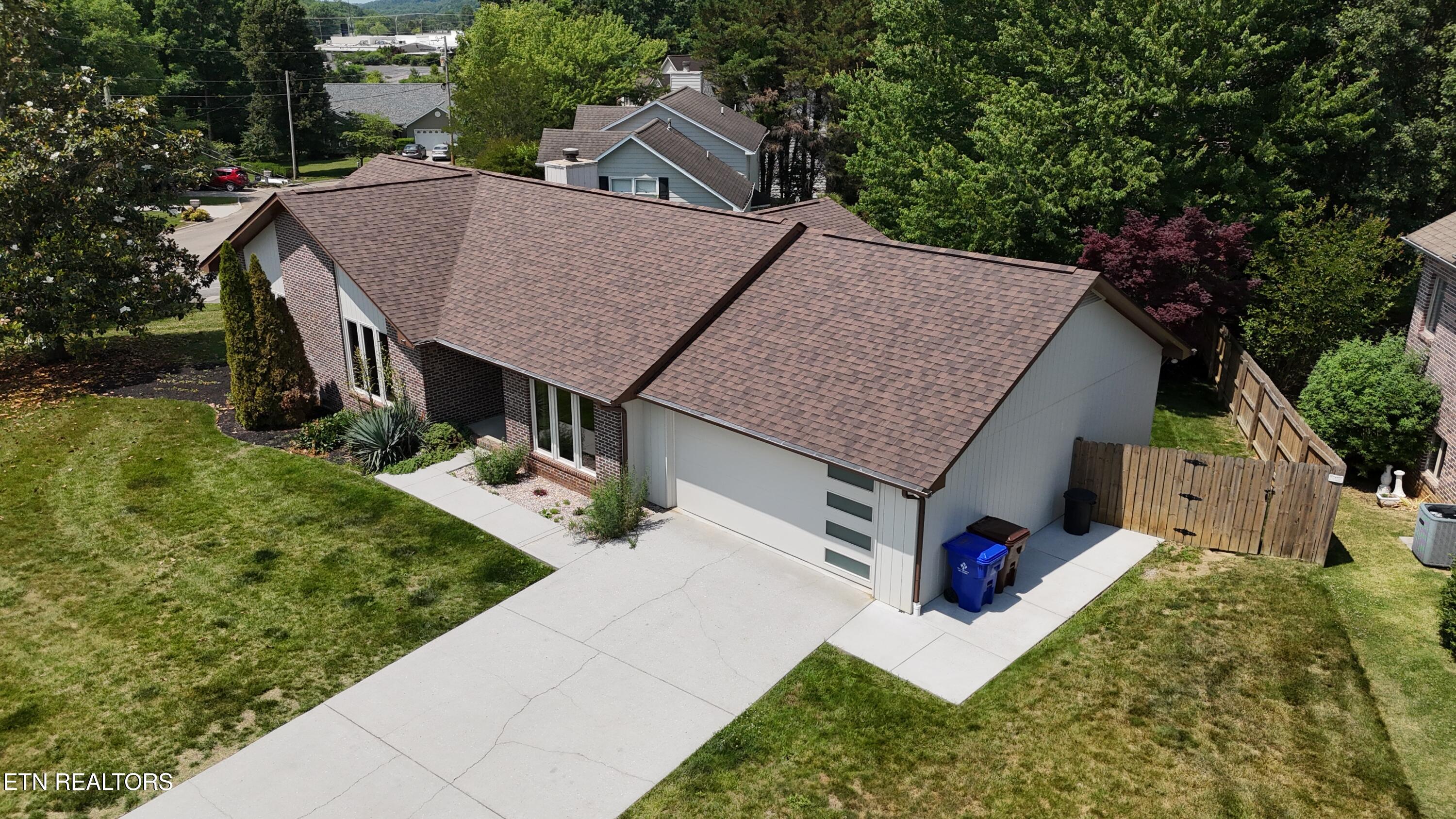 3205 Roanoke Circle Knoxville TN 37920