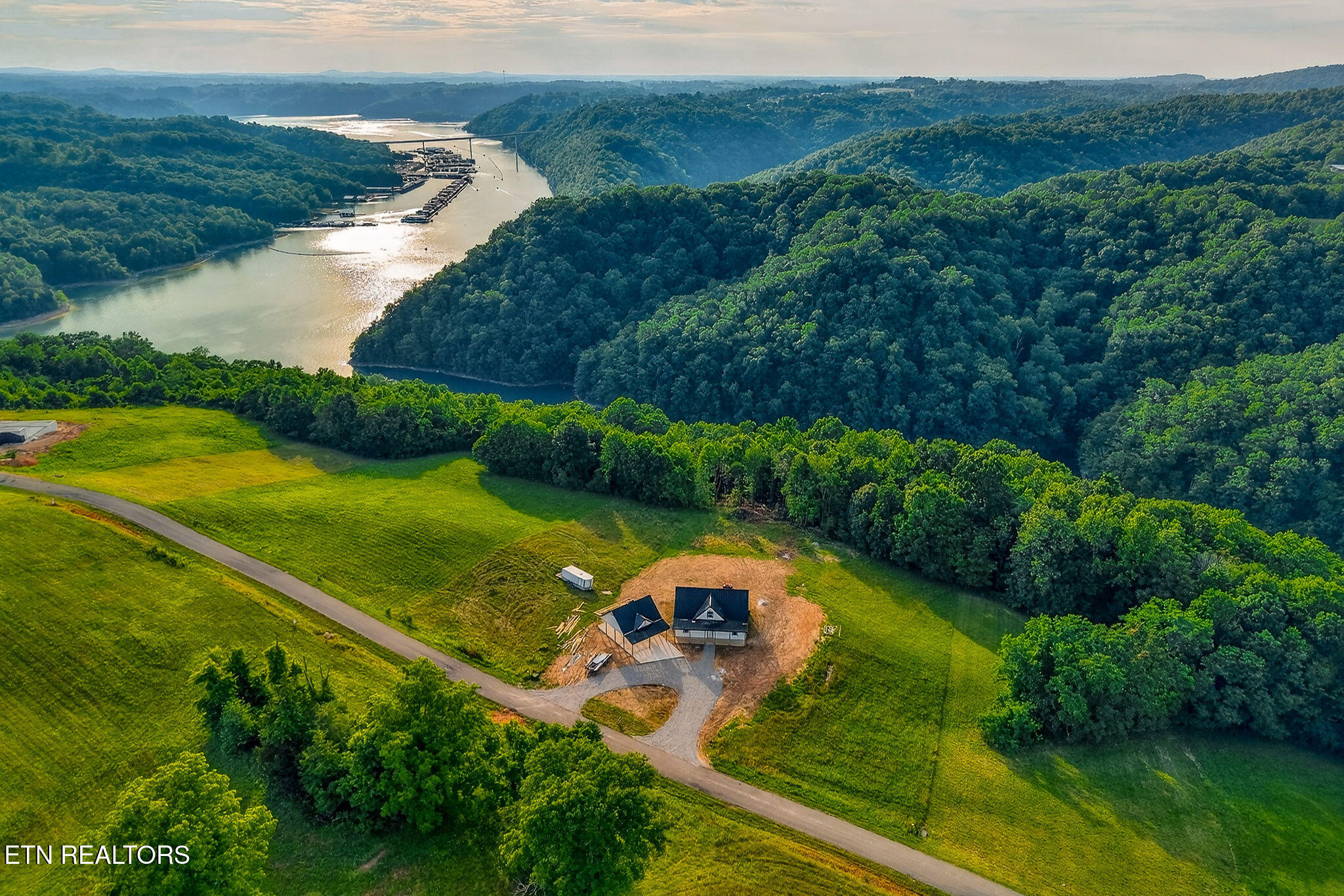 689 Amonett Circle Byrdstown TN 38549