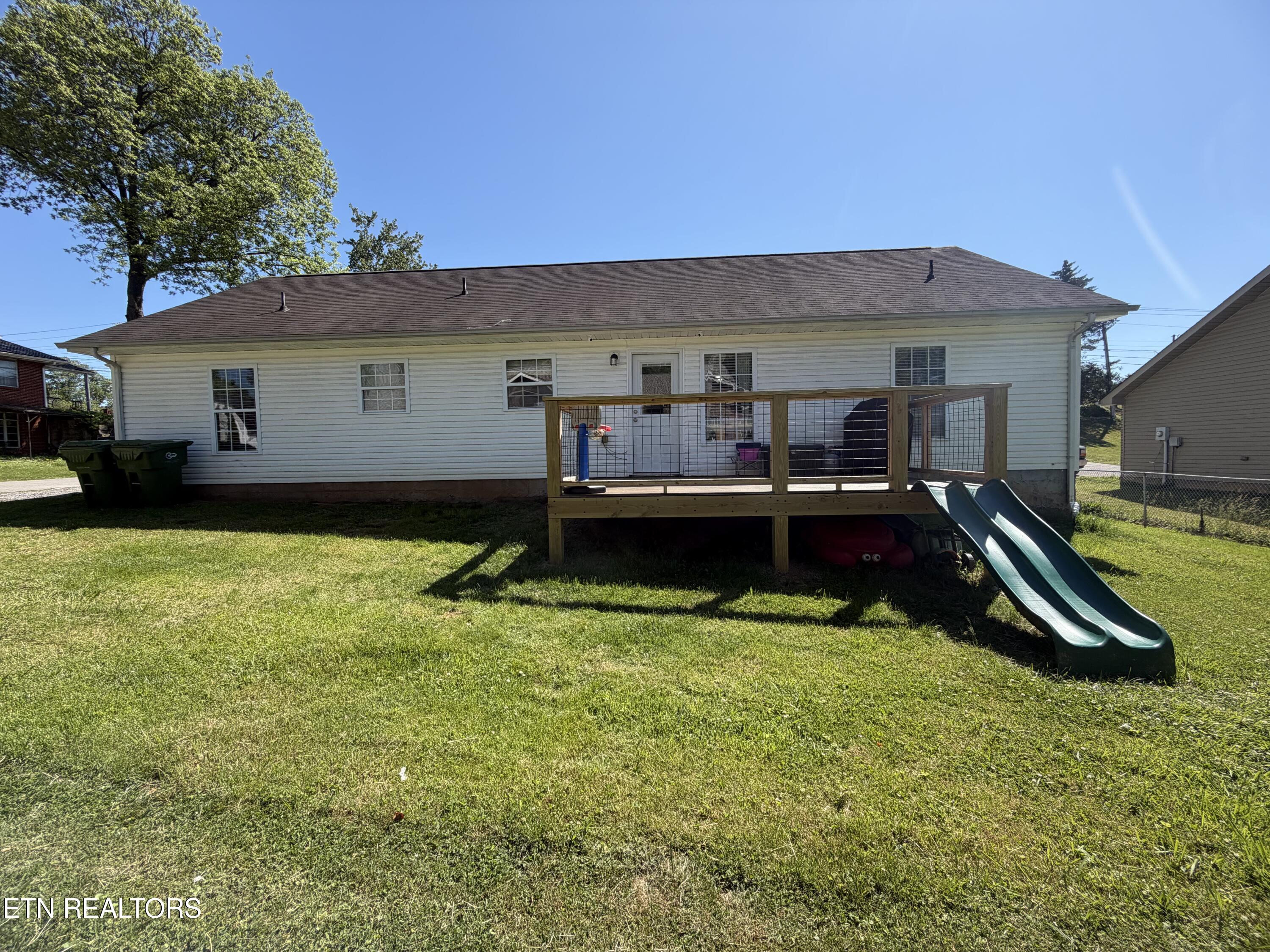 2207 Tuckaleechee Pike Maryville TN 37803