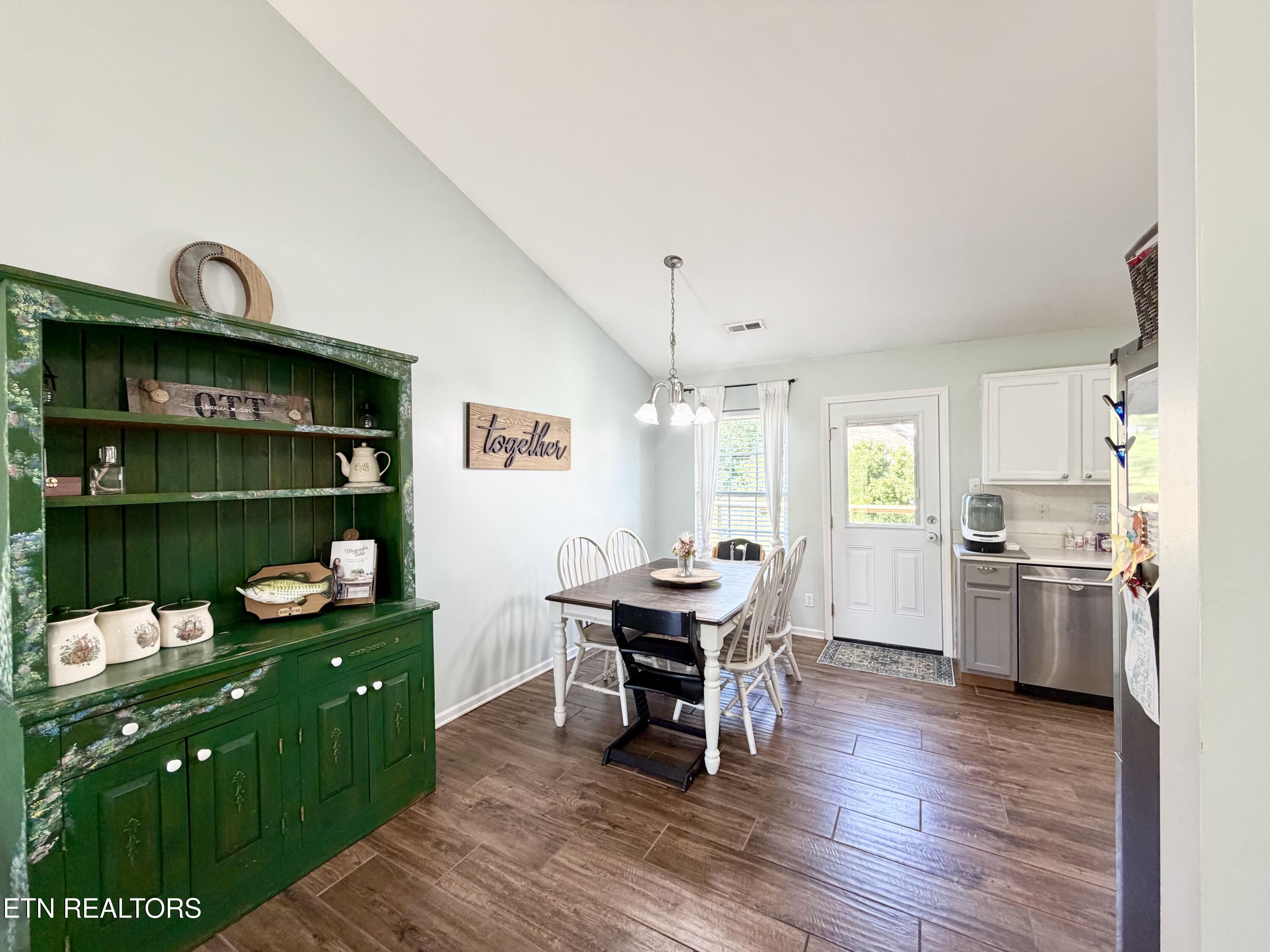 2207 Tuckaleechee Pike Maryville TN 37803