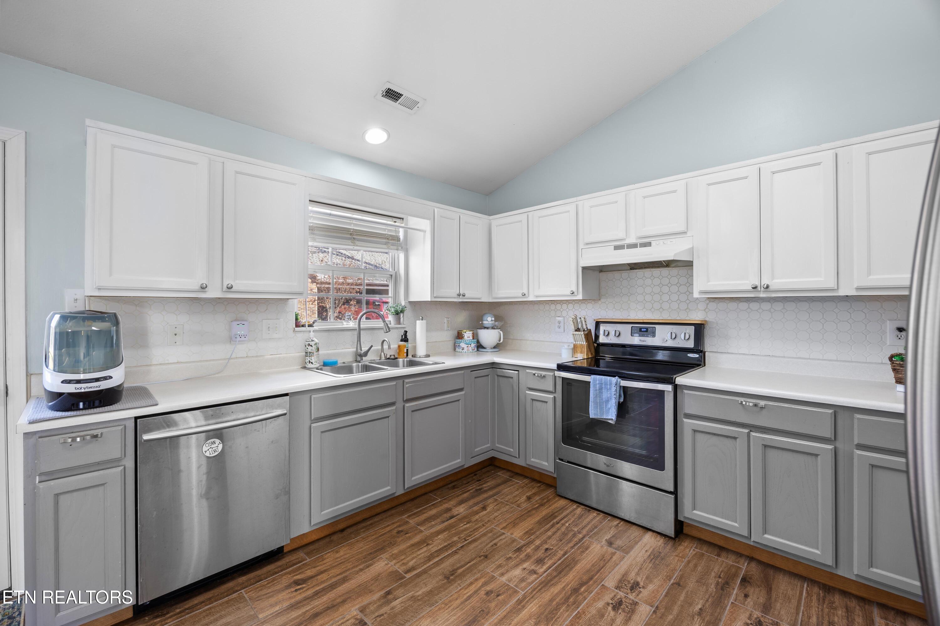 2207 Tuckaleechee Pike Maryville TN 37803
