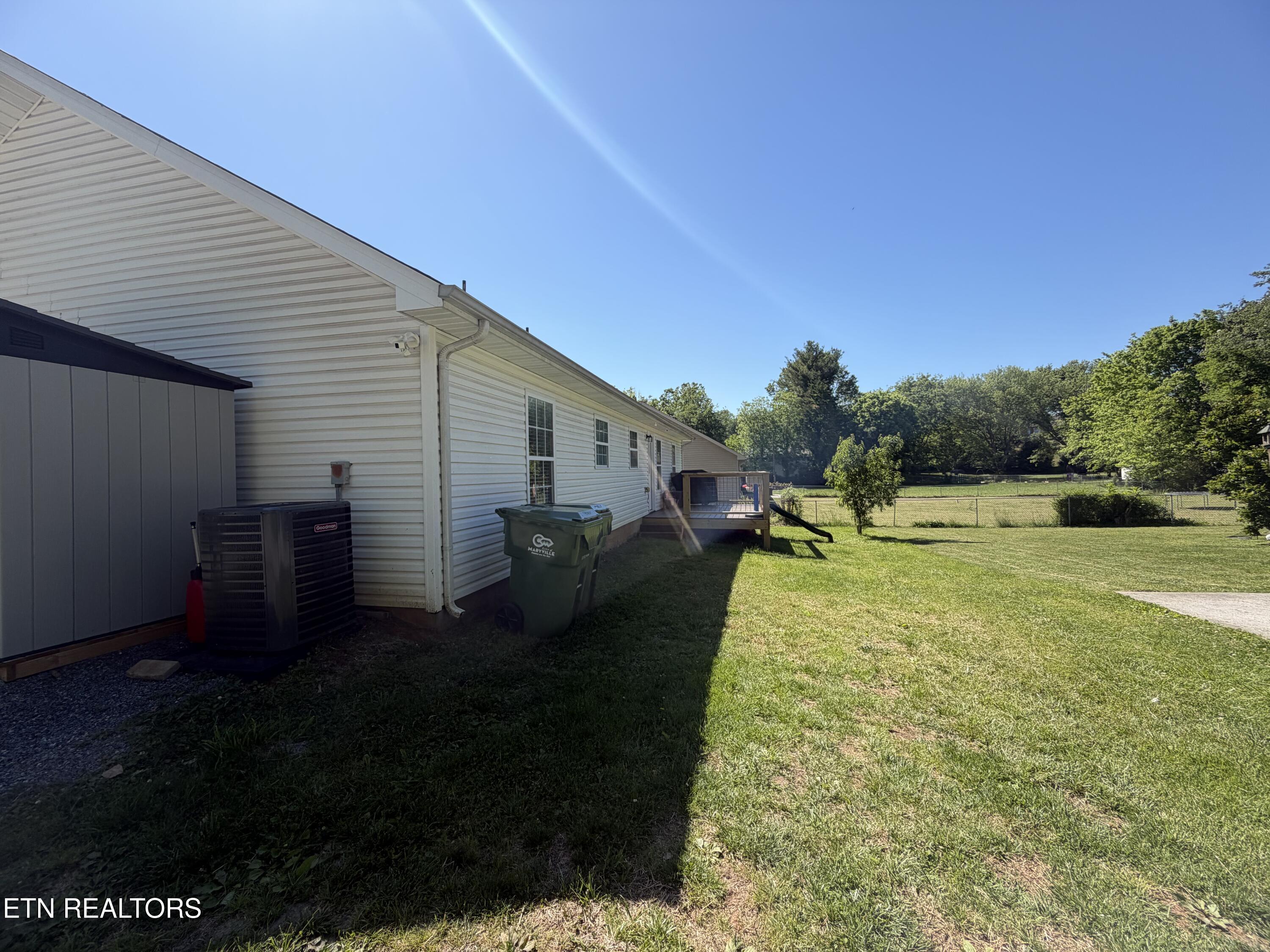 2207 Tuckaleechee Pike Maryville TN 37803