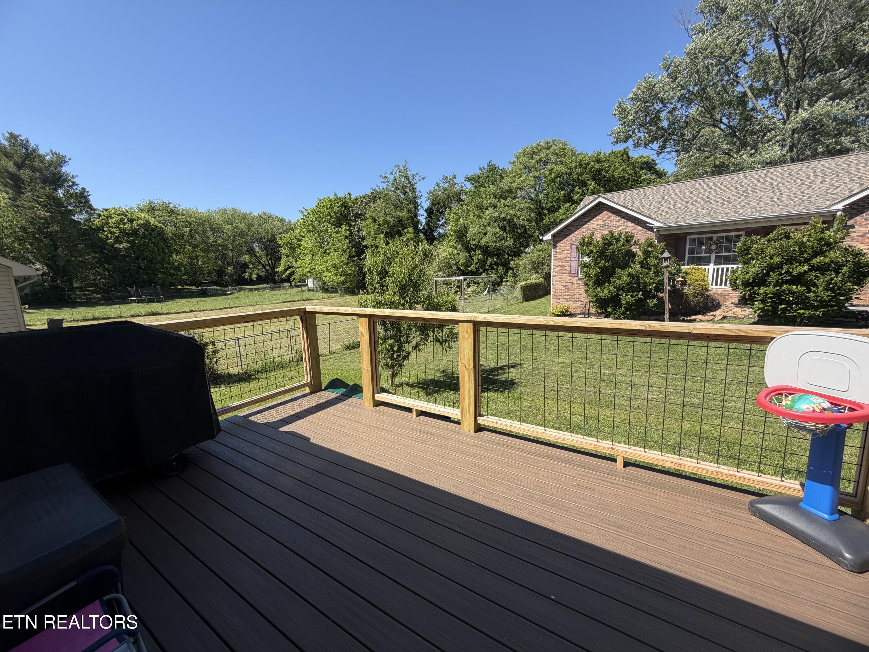 2207 Tuckaleechee Pike Maryville TN 37803