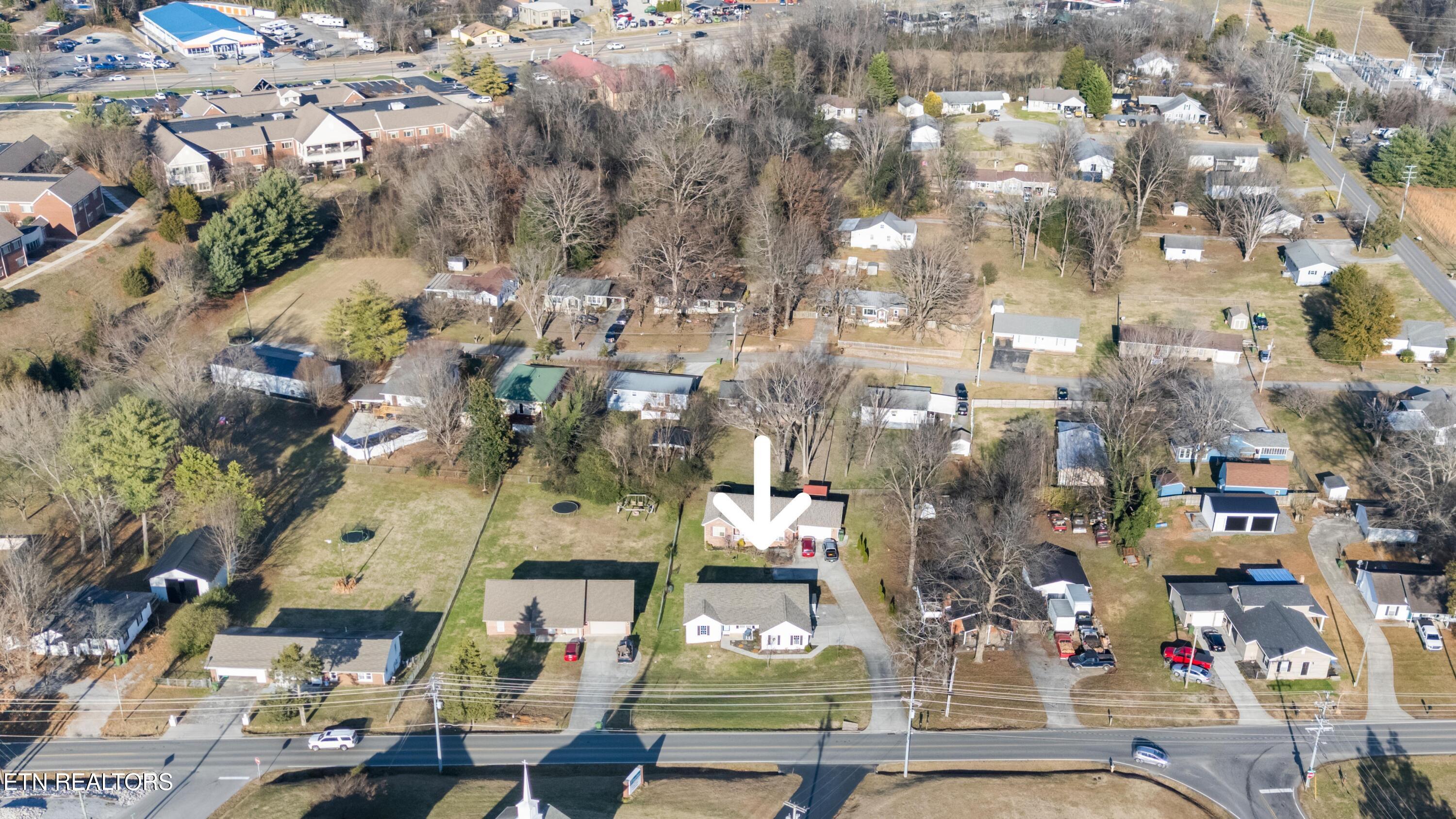 2207 Tuckaleechee Pike Maryville TN 37803