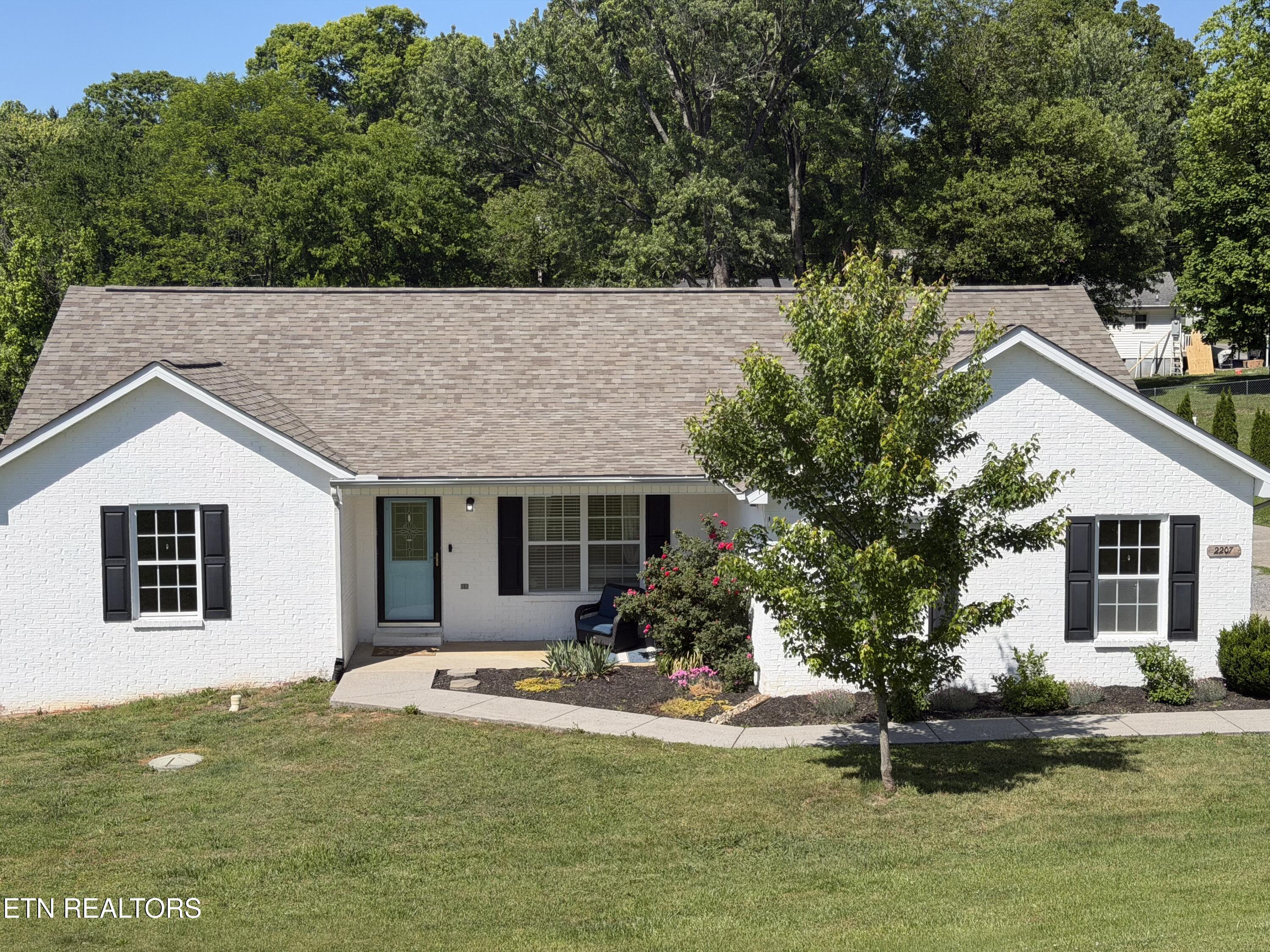 2207 Tuckaleechee Pike Maryville TN 37803