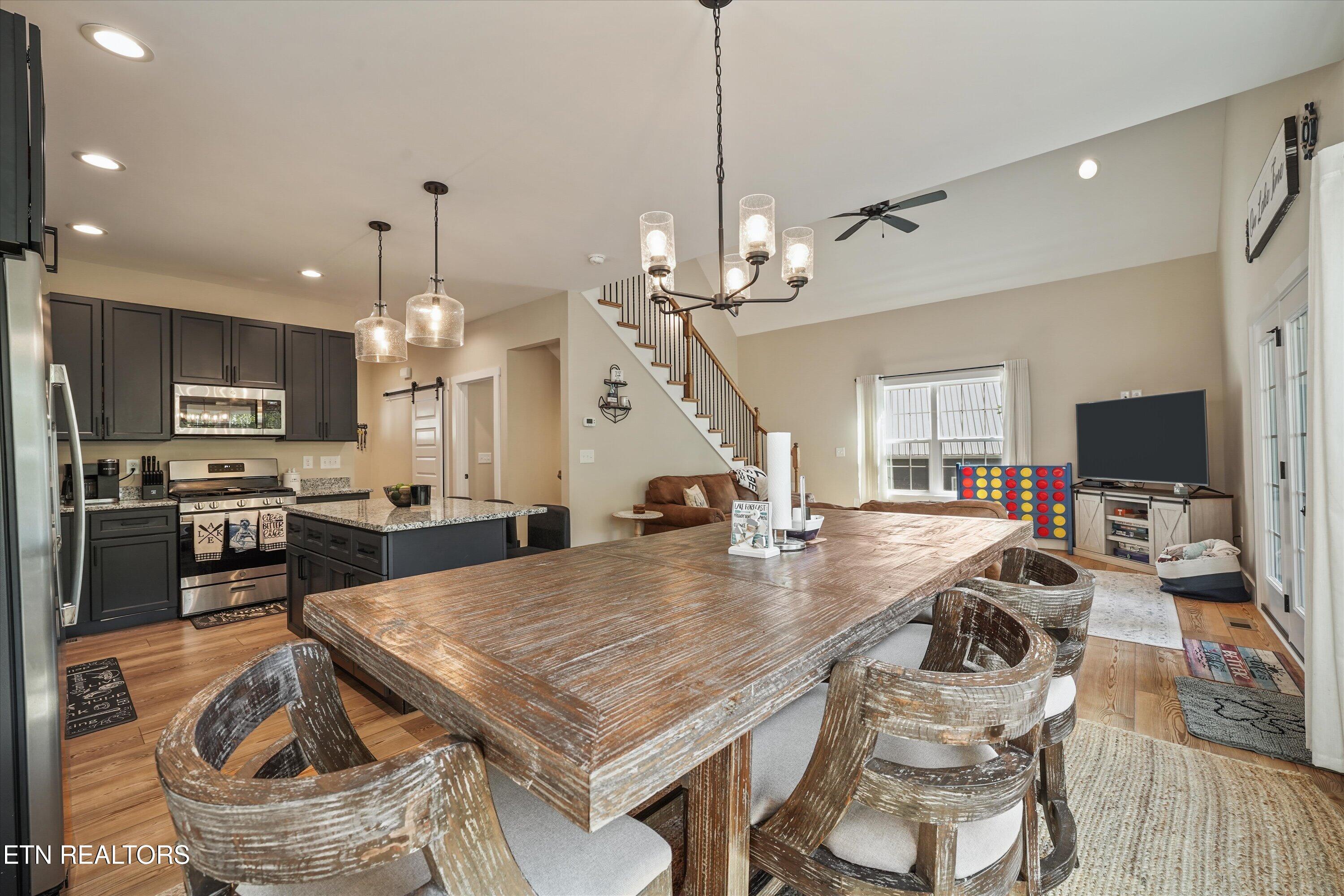 1700 Ridge Road Caryville TN 37714