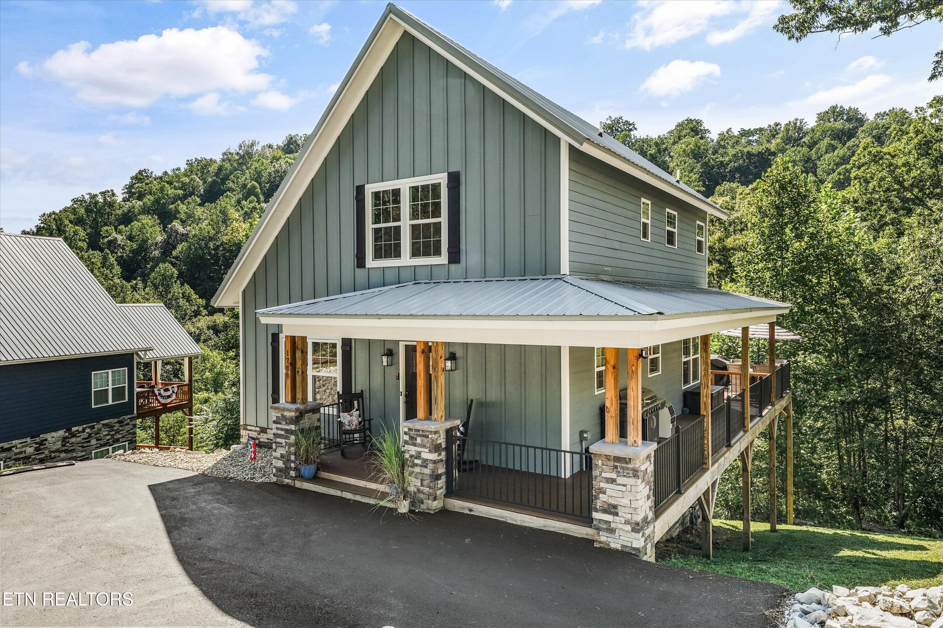 1700 Ridge Road Caryville TN 37714