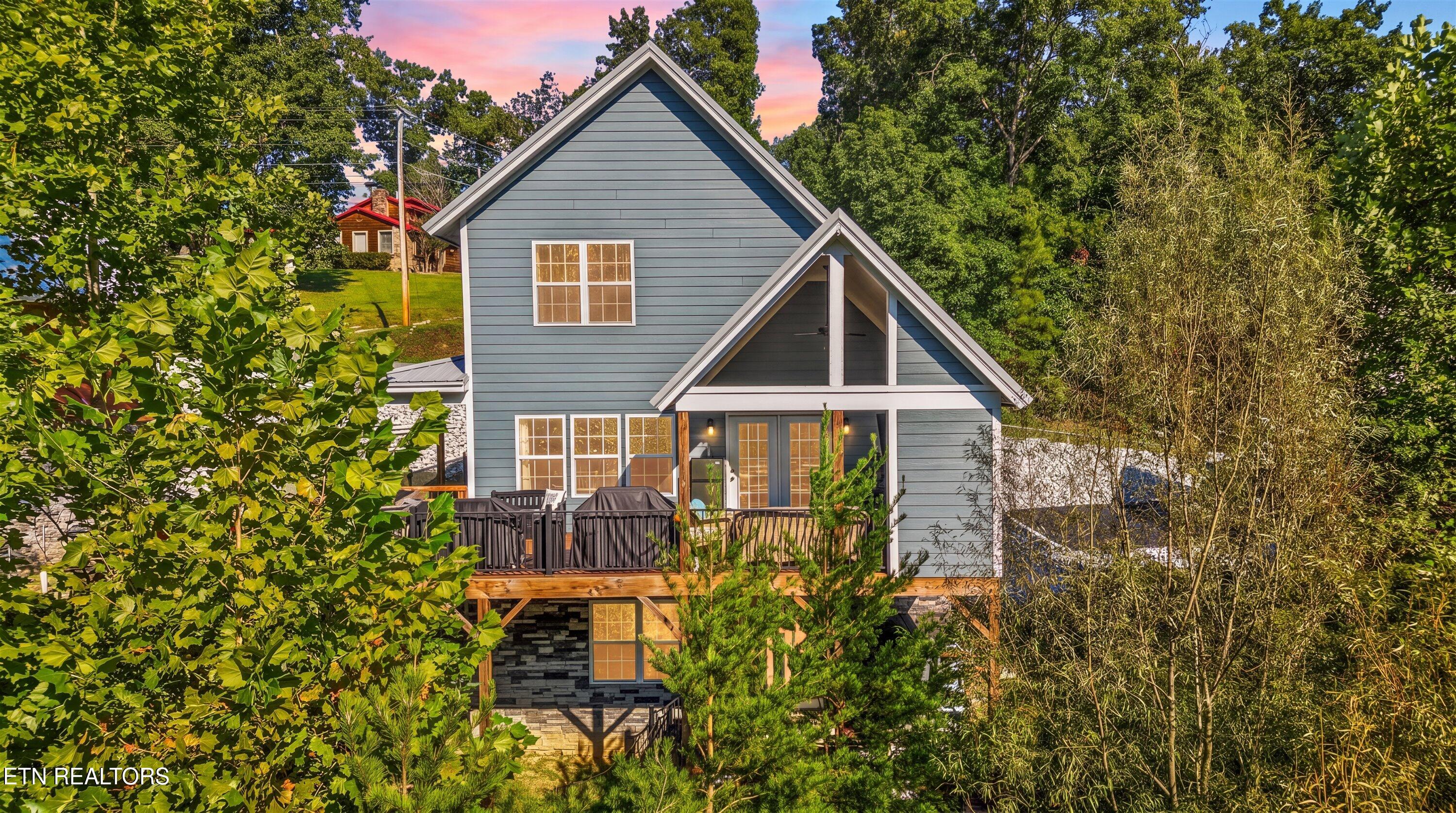 1700 Ridge Road Caryville TN 37714
