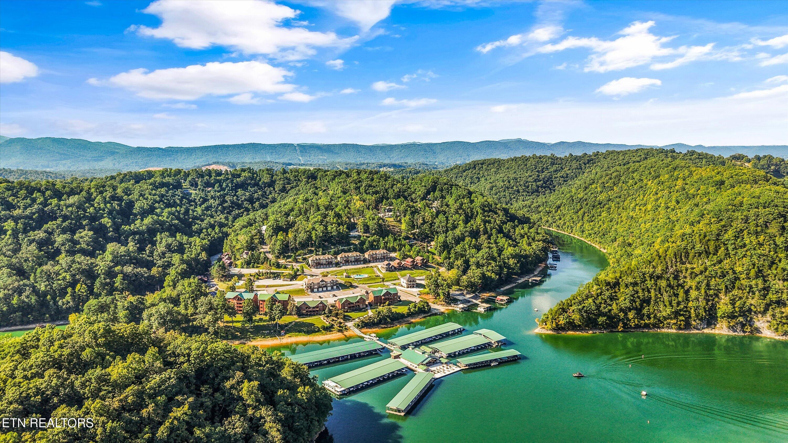 1700 Ridge Road Caryville TN 37714