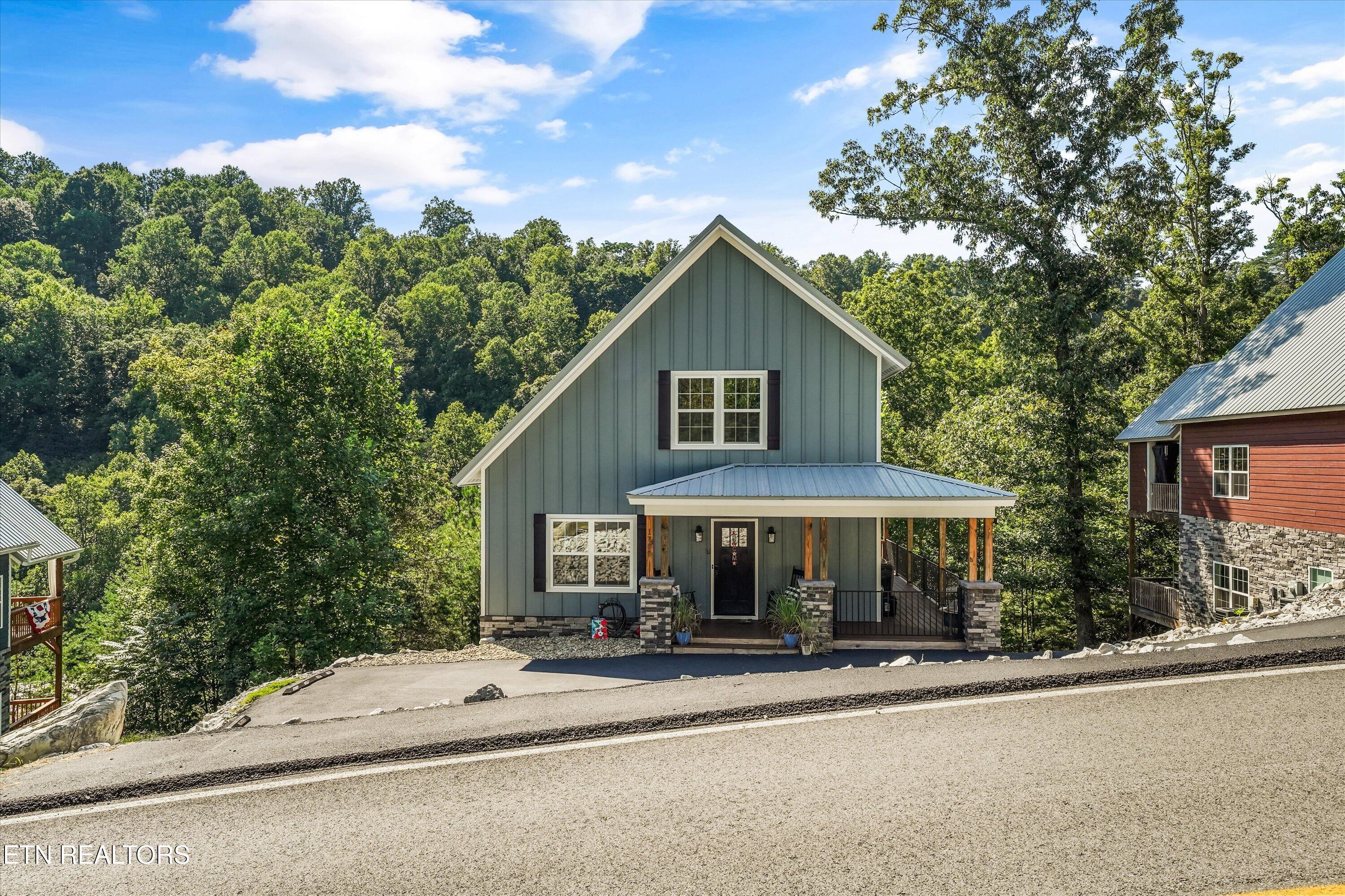 1700 Ridge Road Caryville TN 37714