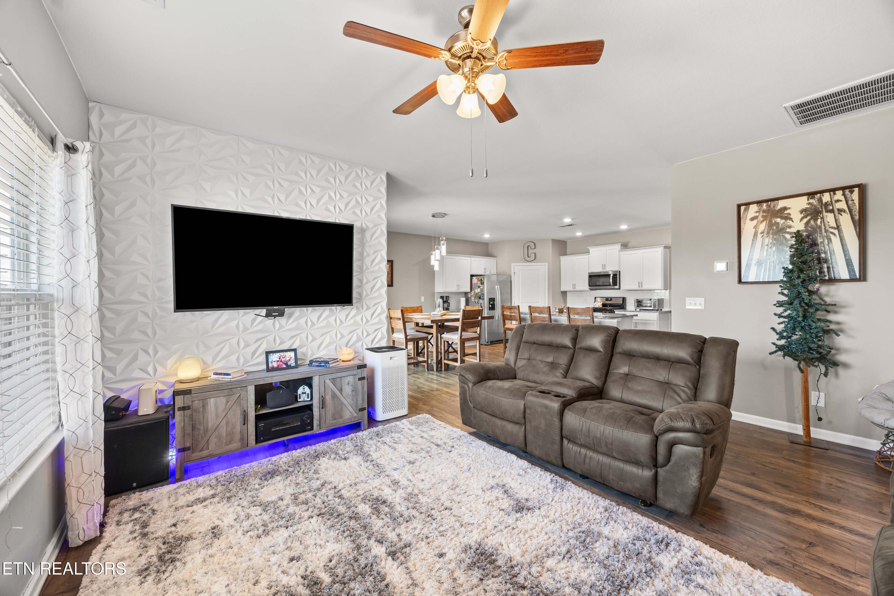 294 Cedar Park Drive Loudon TN 37774