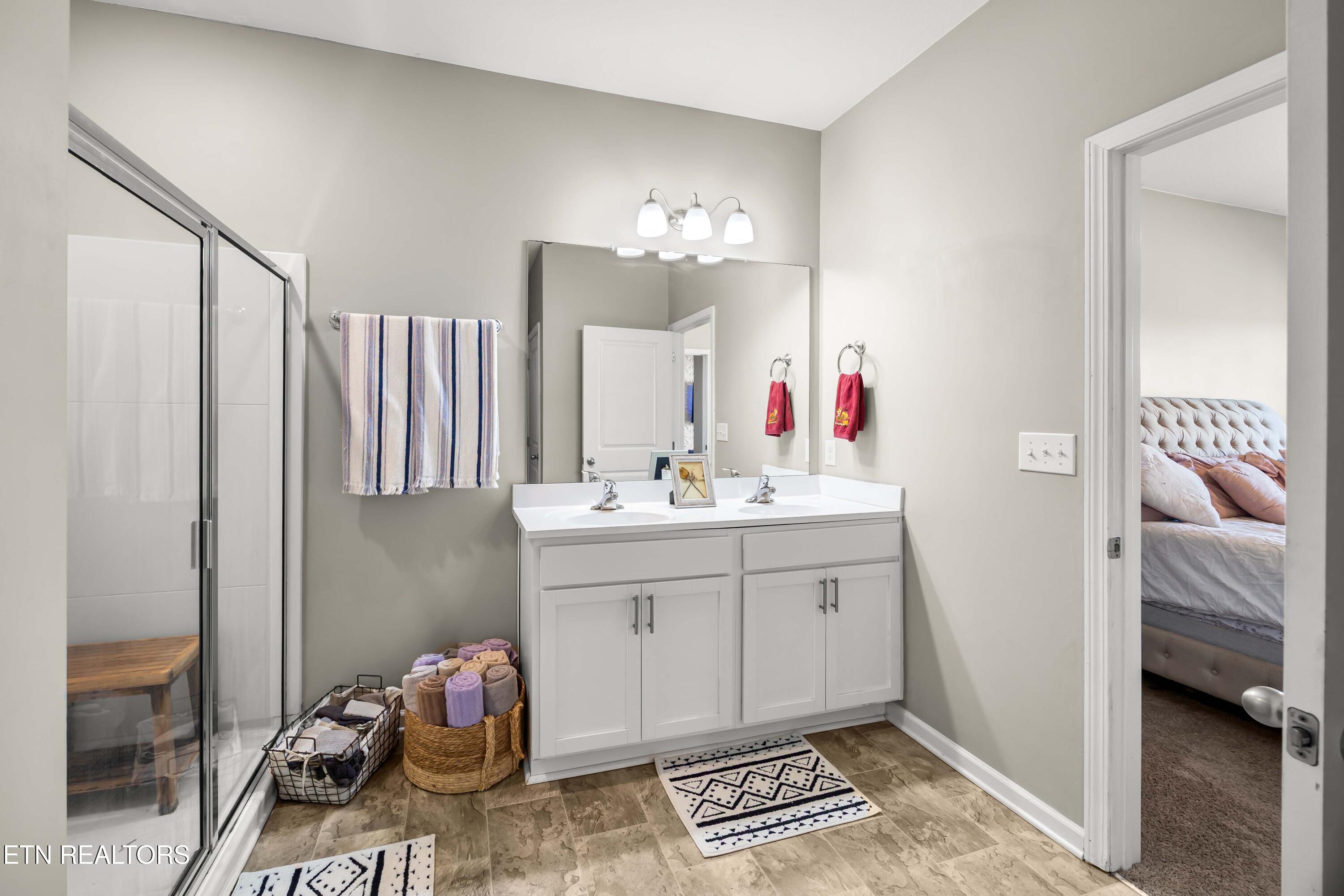 294 Cedar Park Drive Loudon TN 37774