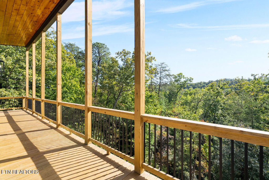 1731 Bluff Ridge Road Sevierville TN 37876