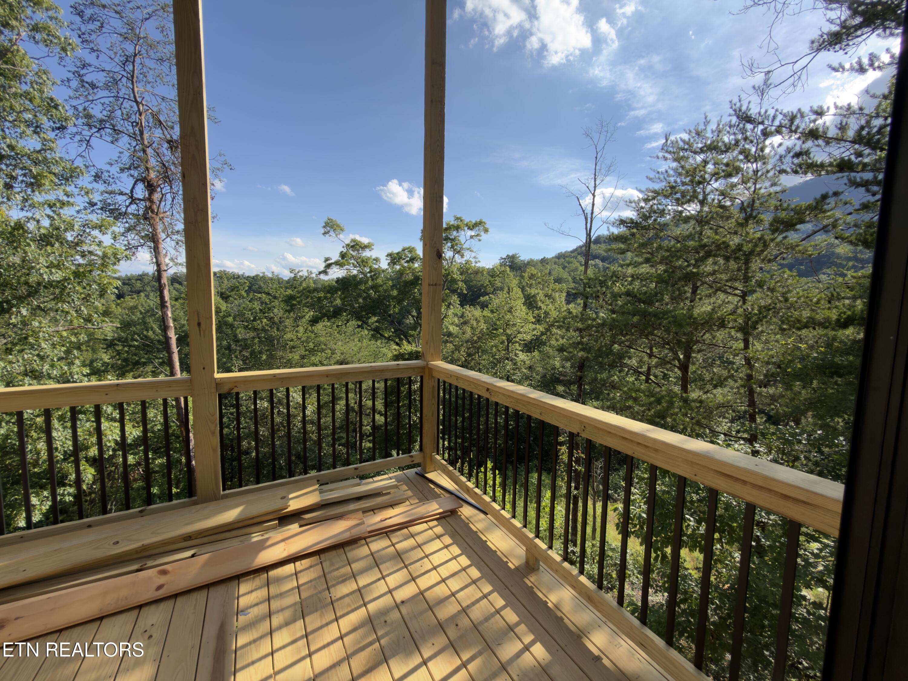 1731 Bluff Ridge Road Sevierville TN 37876
