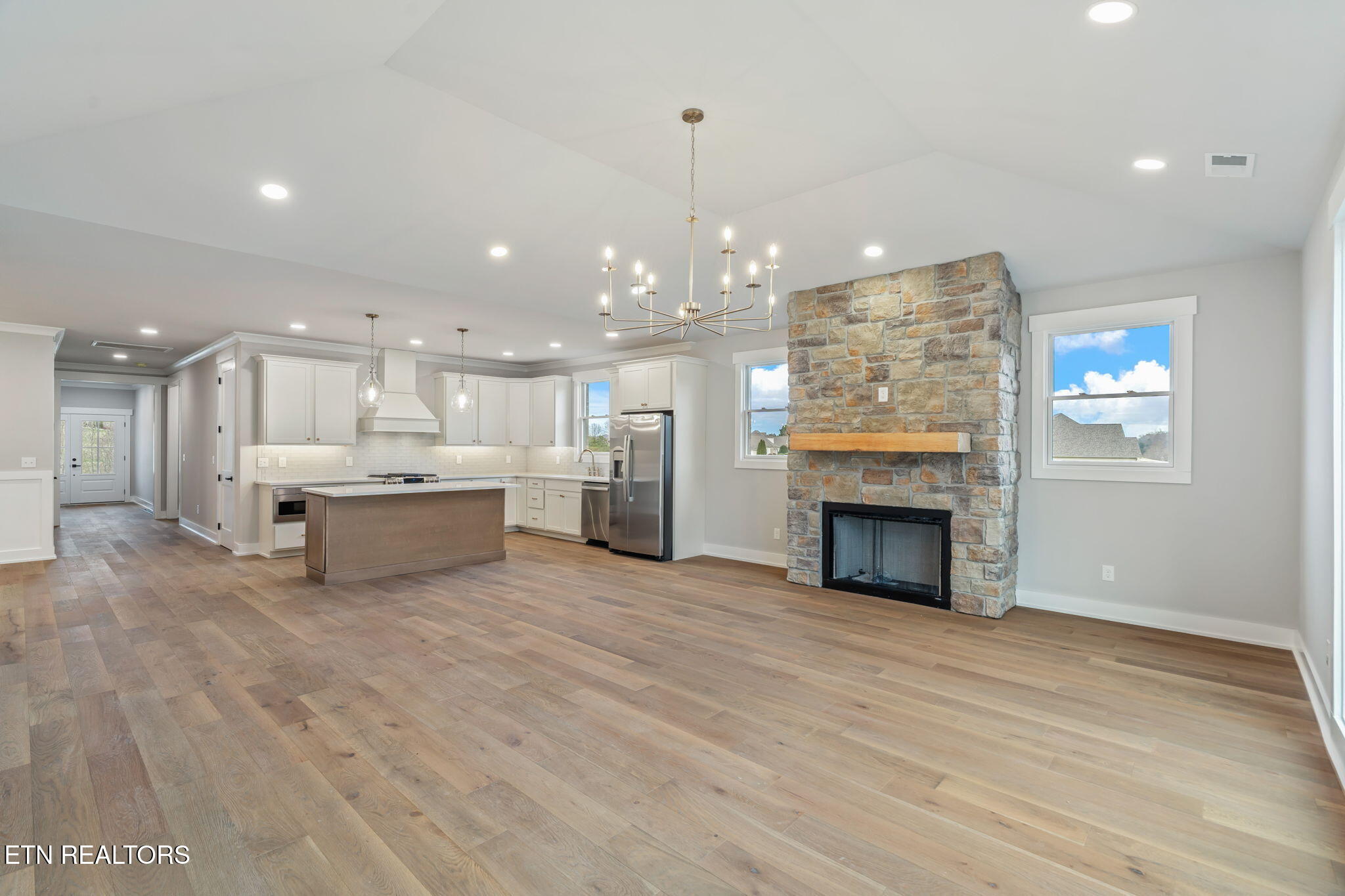 204 Goldcrest Drive Vonore TN 37885