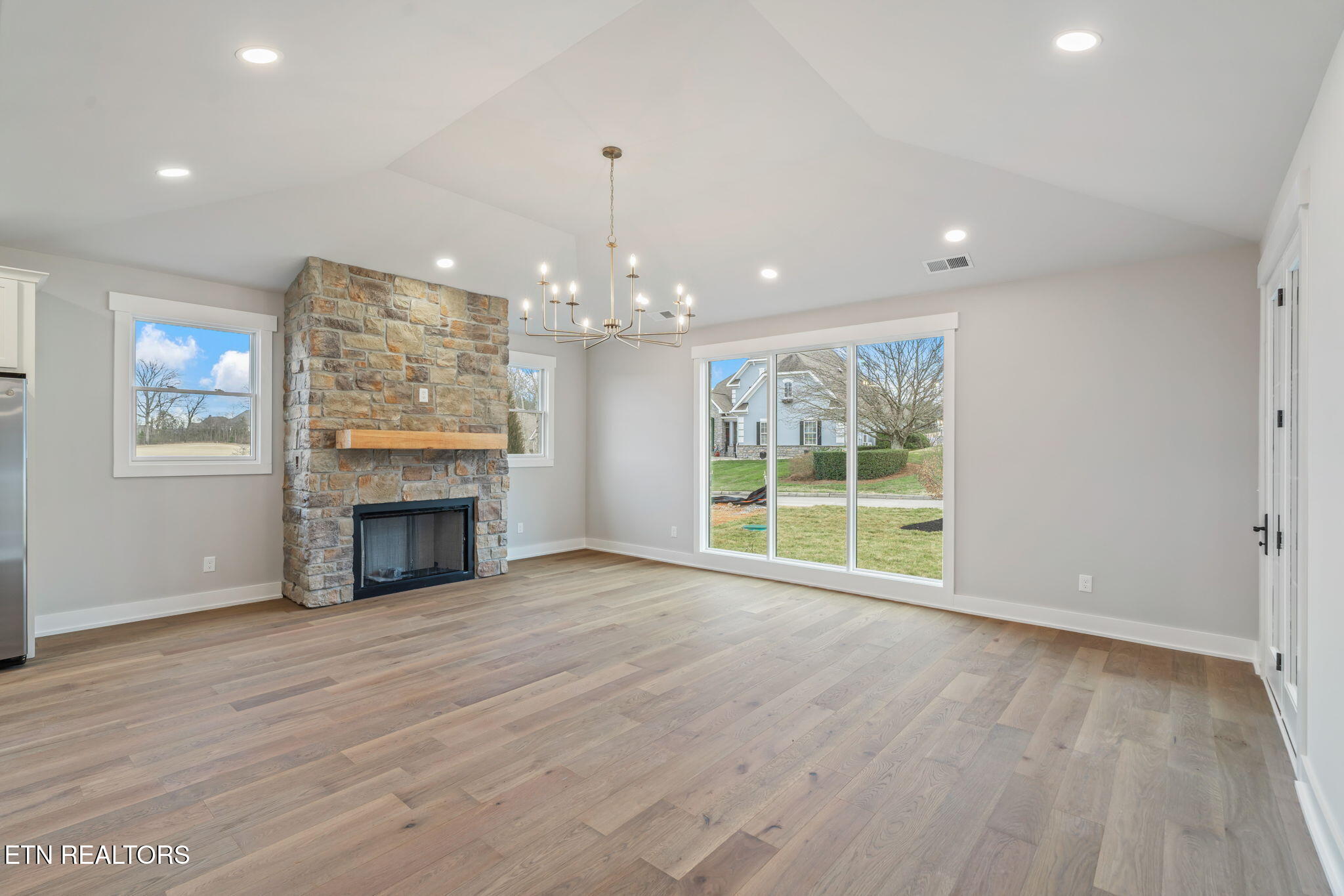 204 Goldcrest Drive Vonore TN 37885