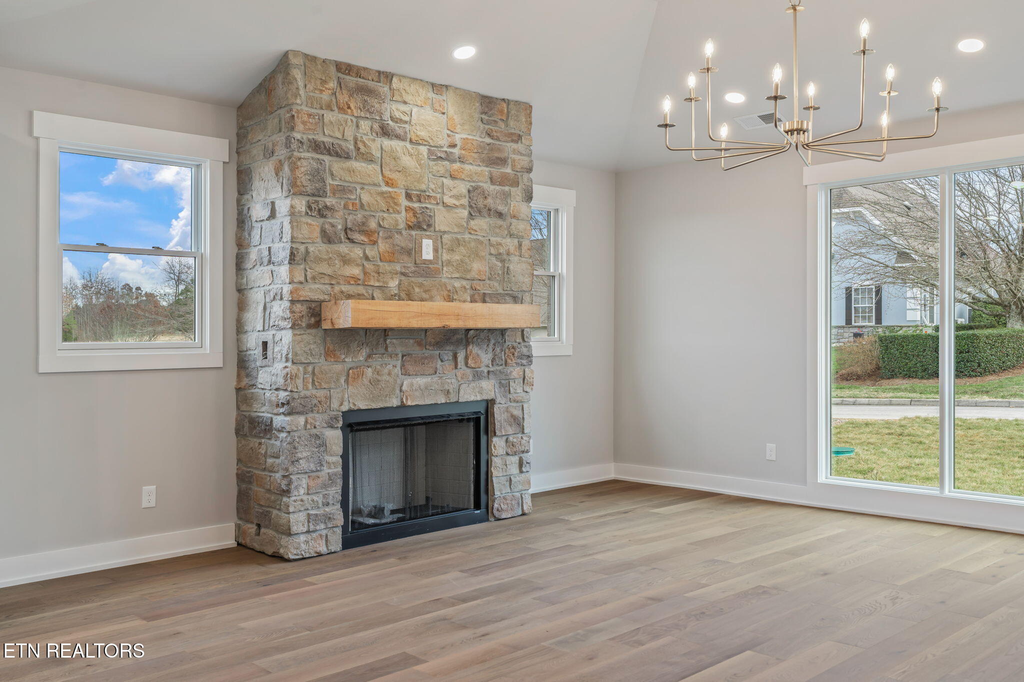 204 Goldcrest Drive Vonore TN 37885
